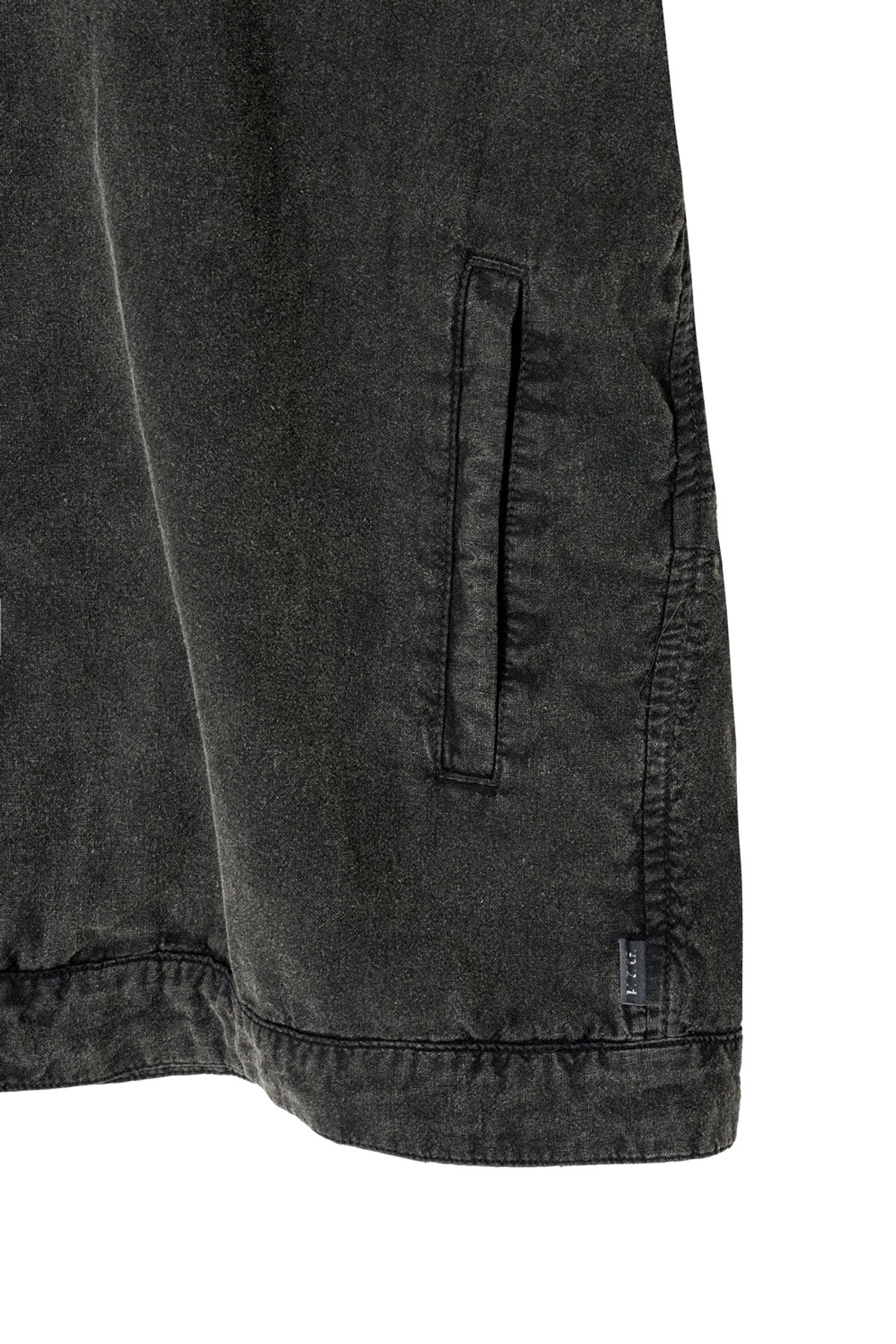 해칭룸(HATCHINGROOM) Layer Shirket Black