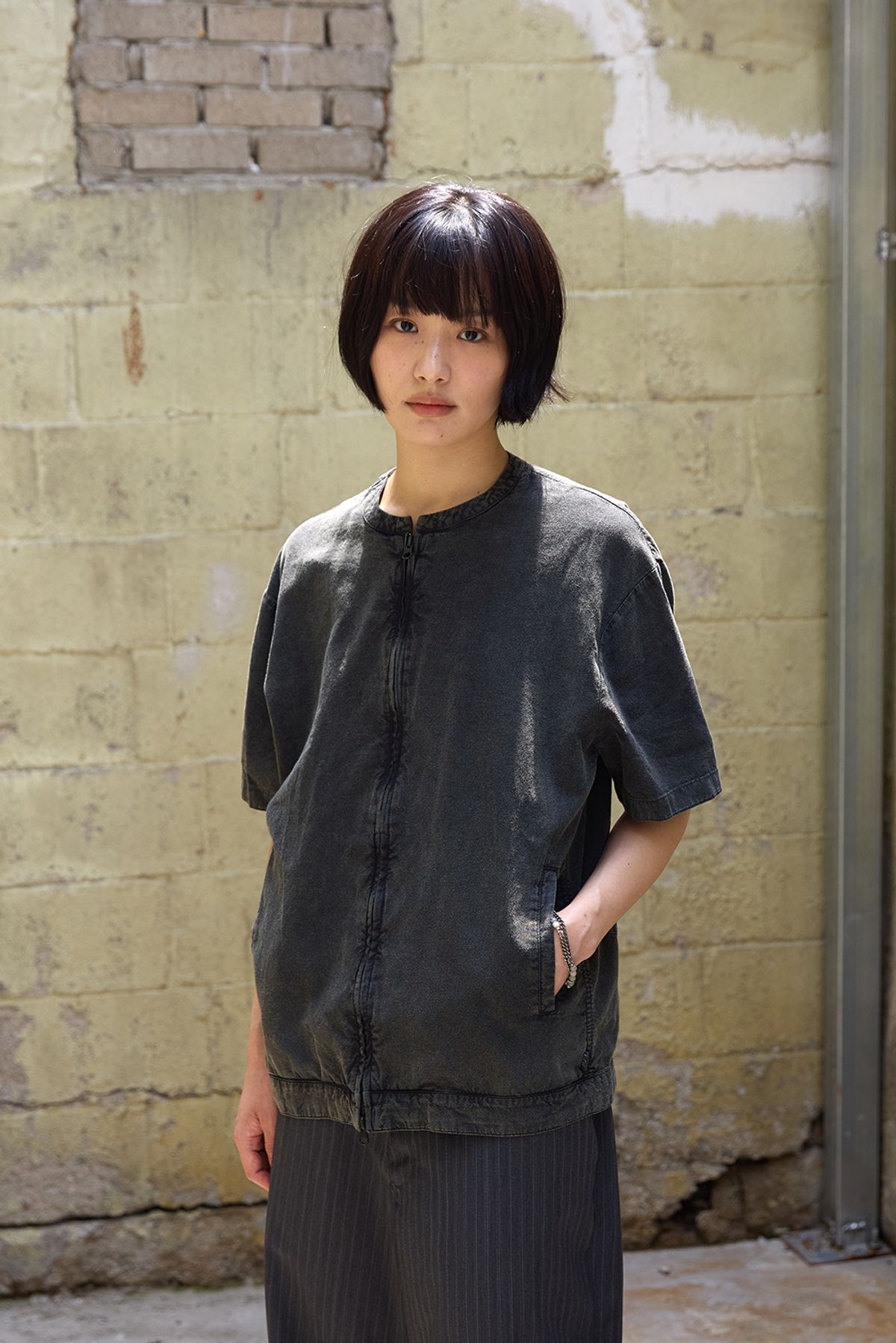 해칭룸(HATCHINGROOM) Layer Shirket Black