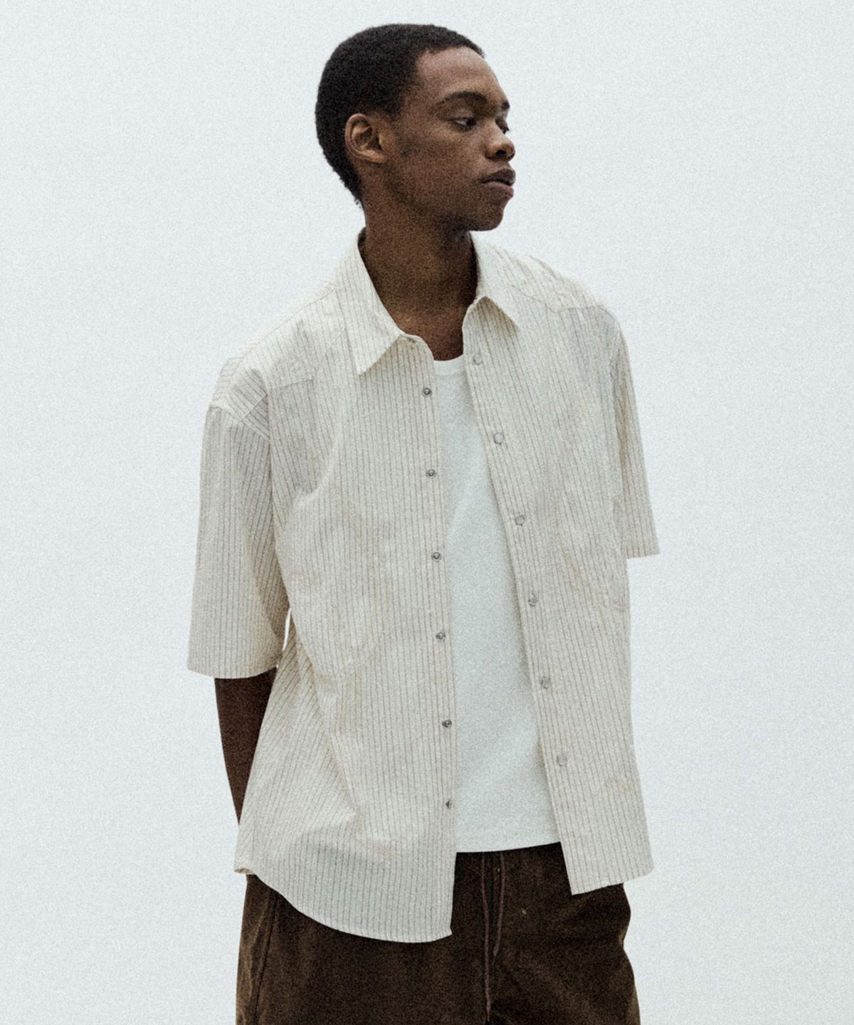 필프(PEALP) Embroidery Lasso ST Half Shirts (Brown)