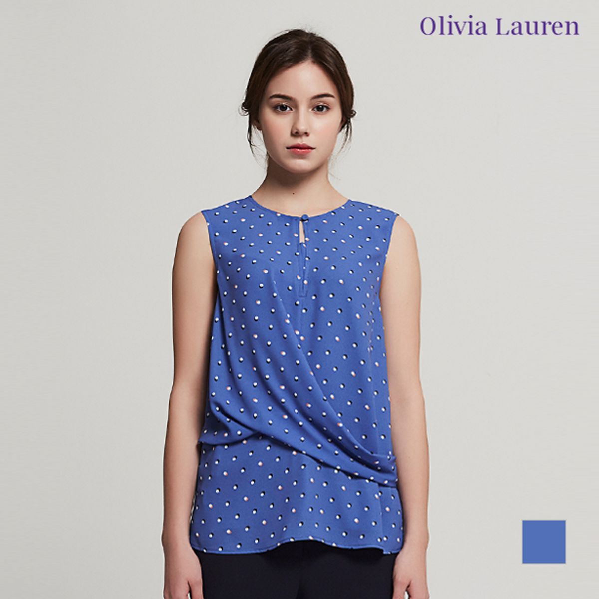올리비아로렌(OLIVIALAUREN) 네크V트임 블라우스_VOCNSVM3221