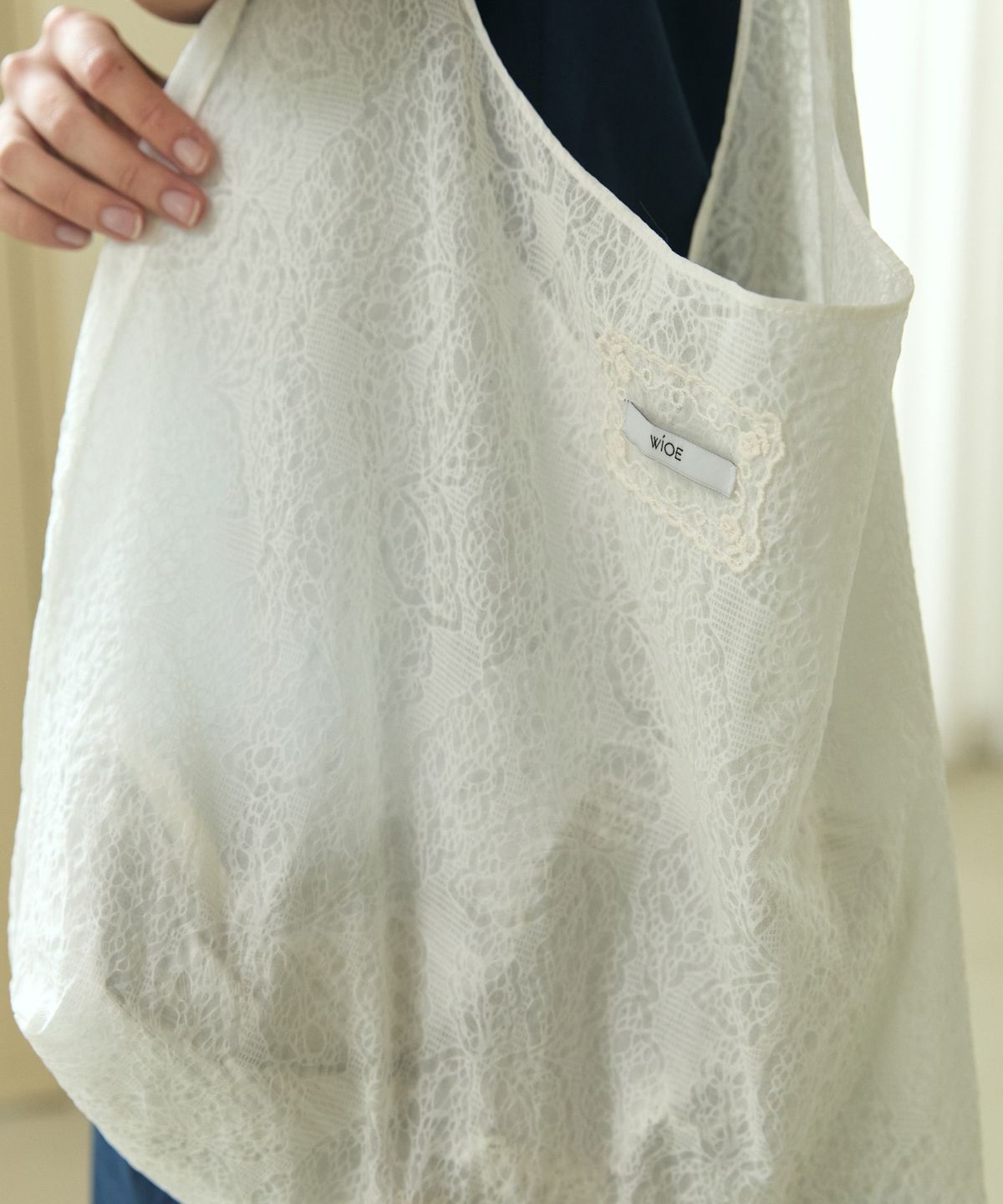위오이(WIOE) Cotton Leaves Bag_White