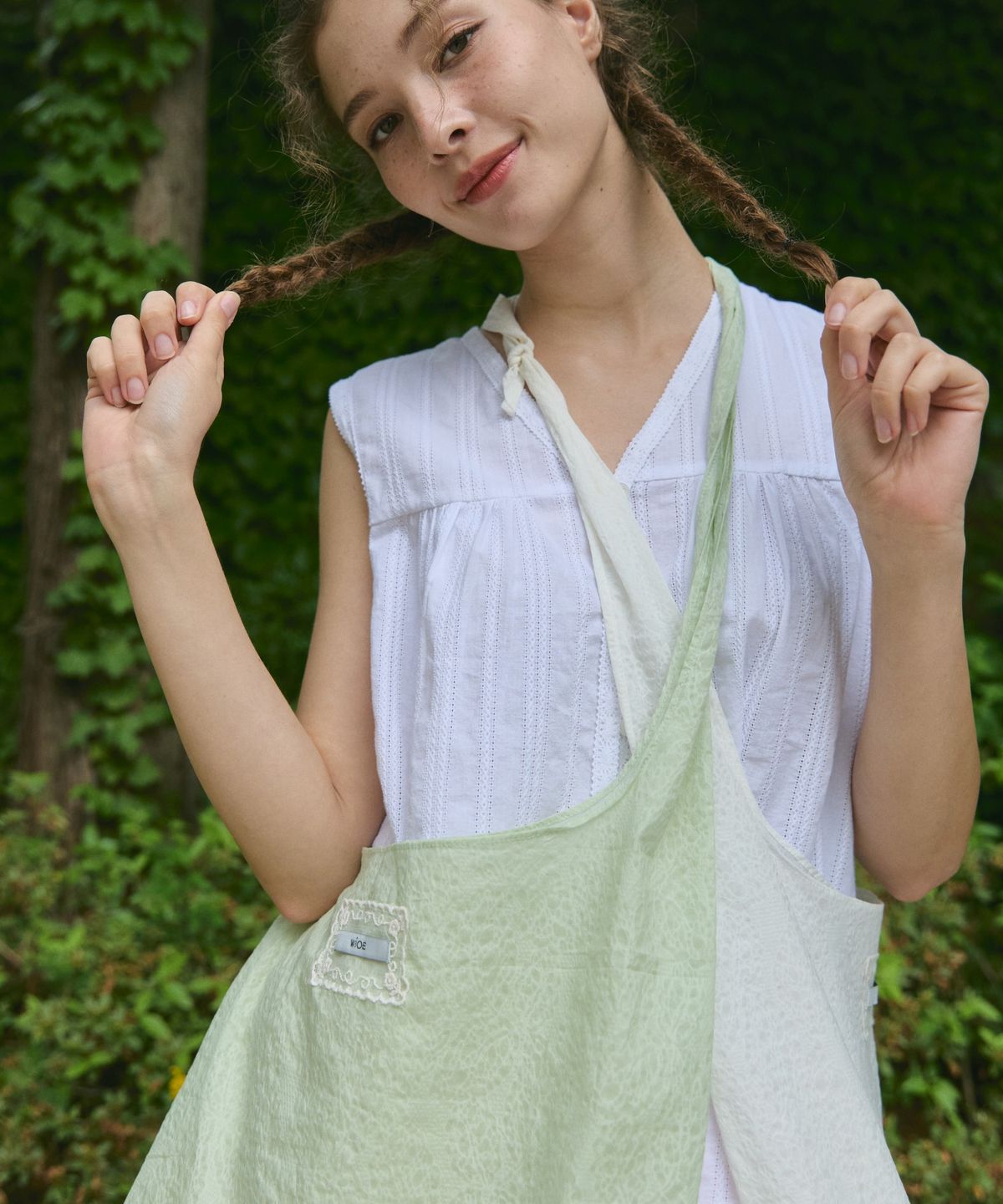 위오이(WIOE) Cotton Leaves Bag_Green