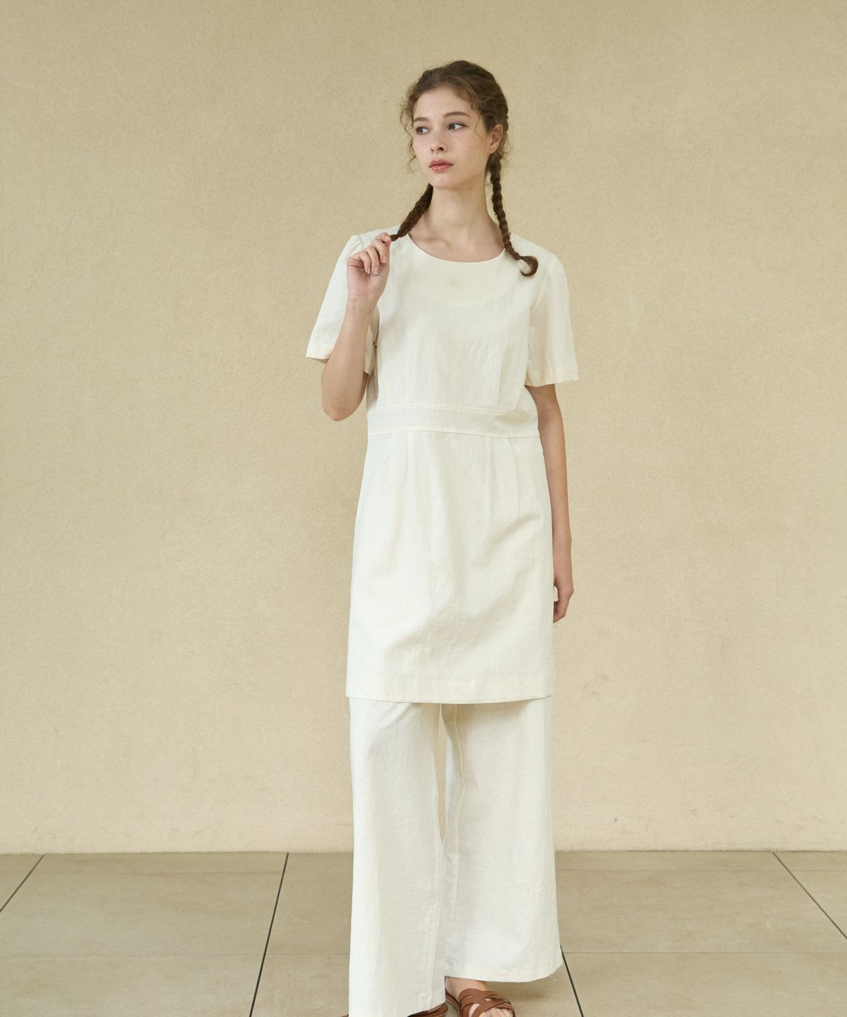 위오이(WIOE) Pocket Banding Pants_Linen beige