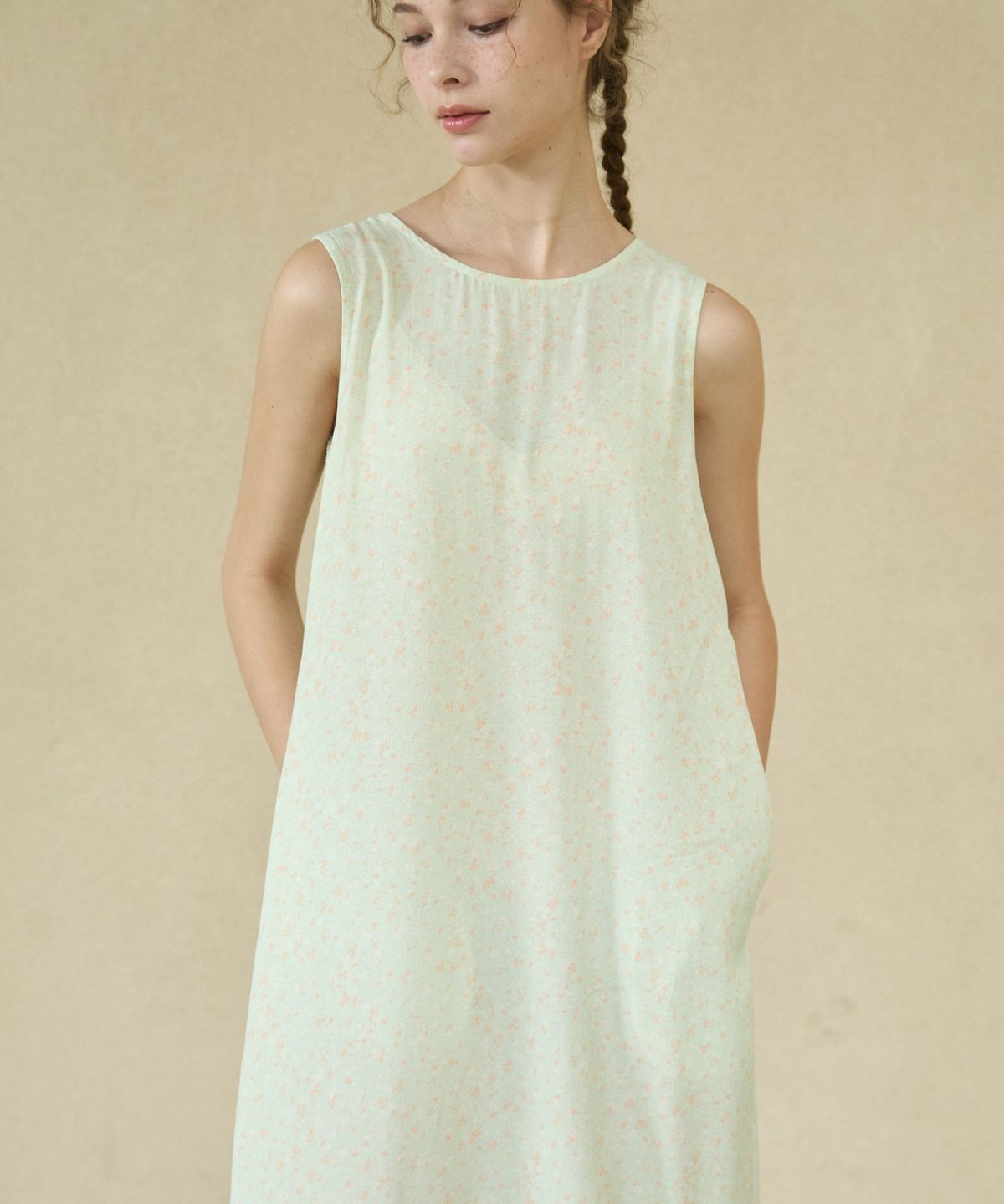 위오이(WIOE) Floral String Sleeveless Dress_Green
