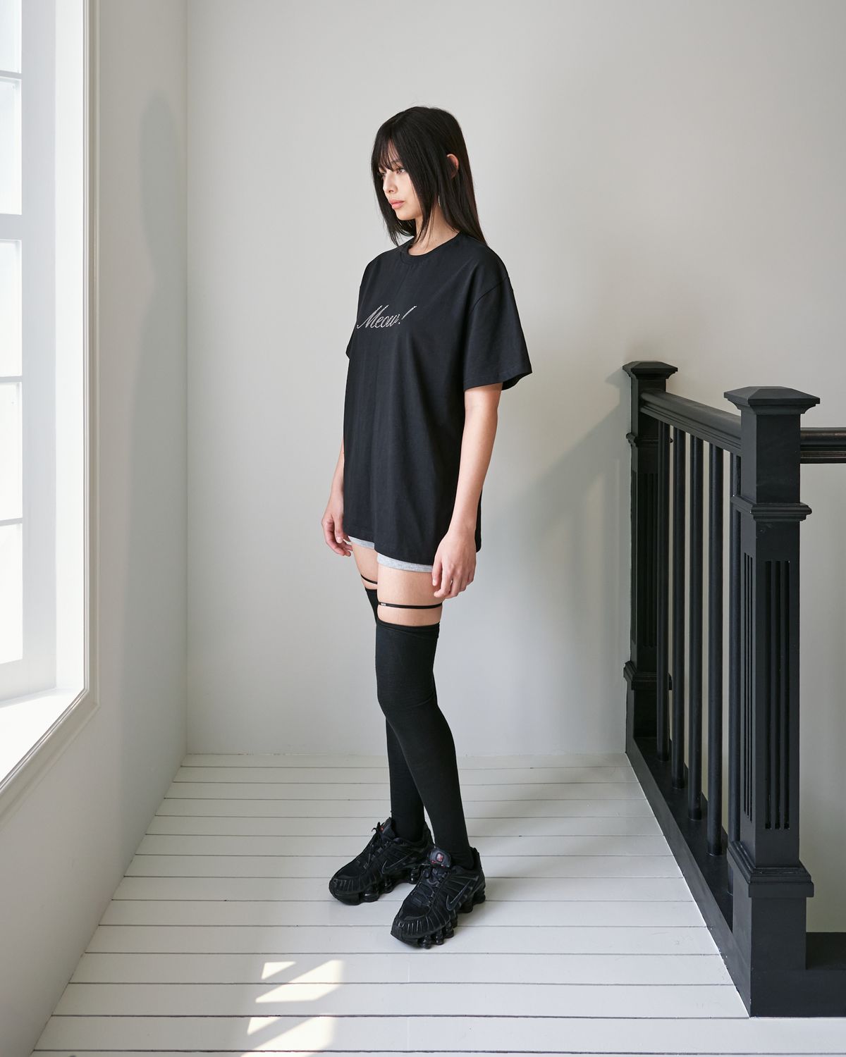 포영(FOUR YOUNG) MEOW! Tee Black (Unisex)