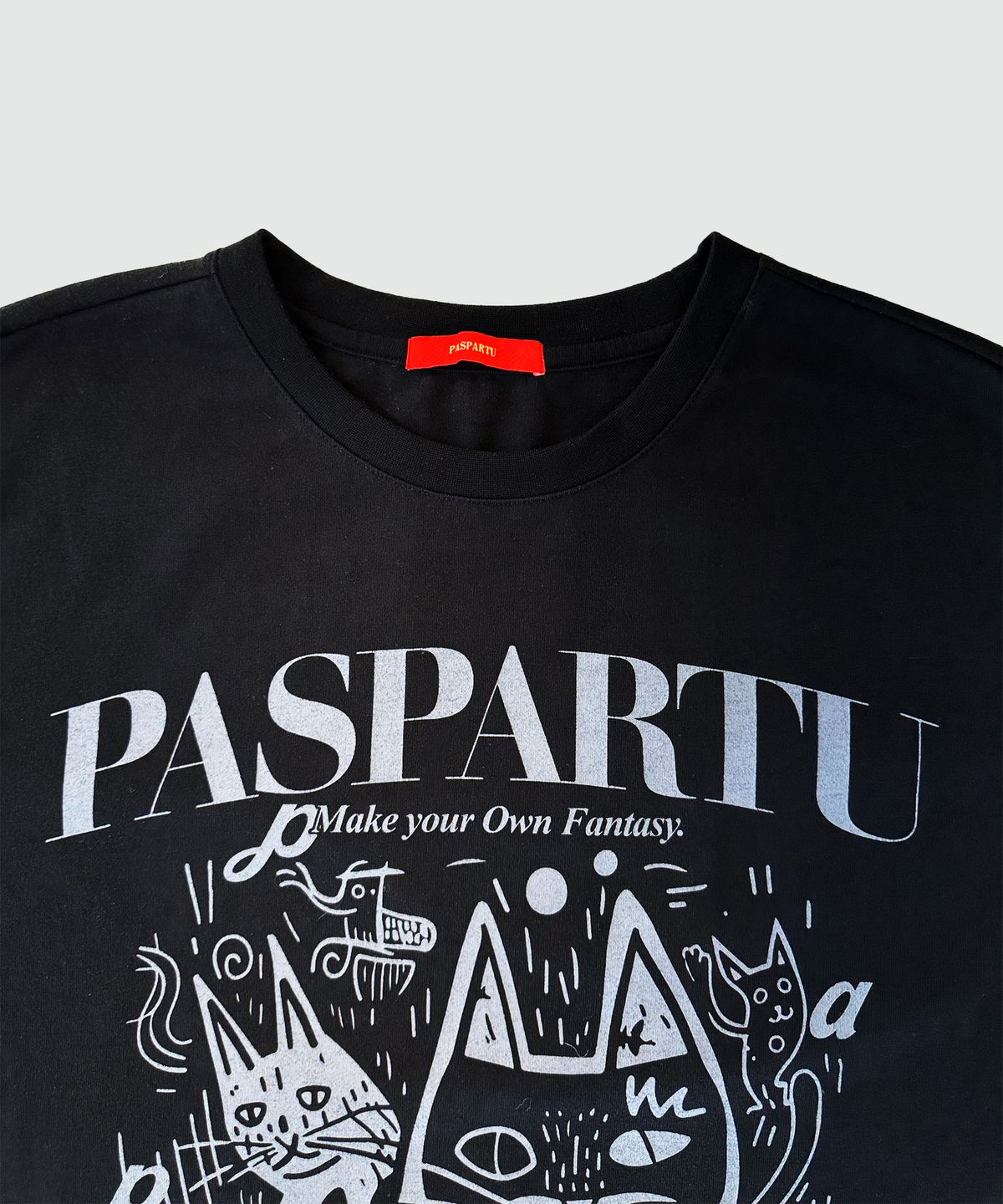 파스파르투(PASPARTU) 두들 캣츠 그래픽  반팔 티셔츠 블랙