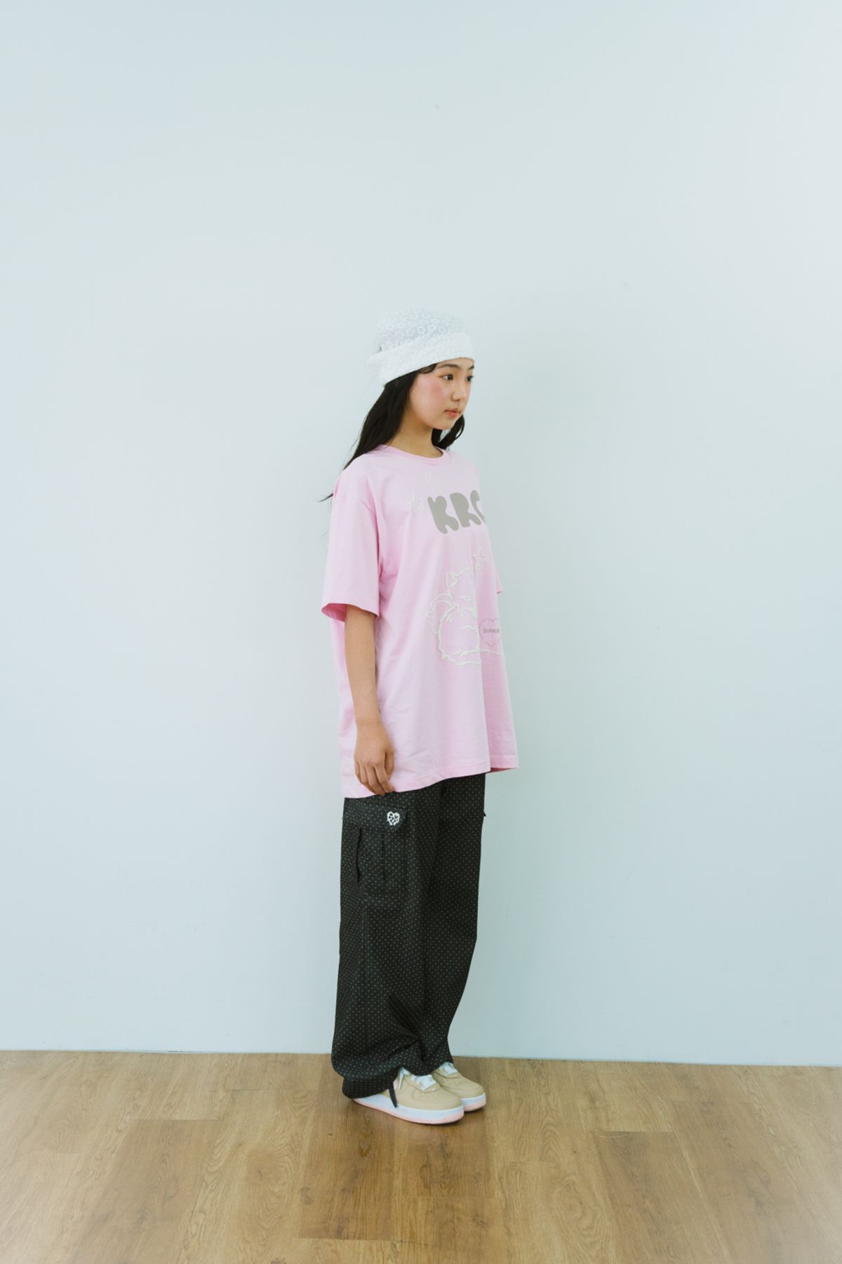 샤키리(SHAKIRI) 키리걸 박시 티셔츠 (핑크)