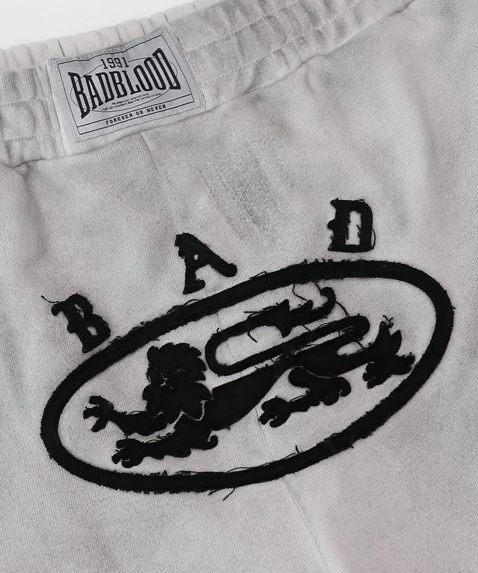 ◆BADBLOOD◆ Mystic Patch Bermuda Pants Washed Black w-srt25 Badblood Mystic Patch Bermuda Pants - Washed White – BBGSHOPHK