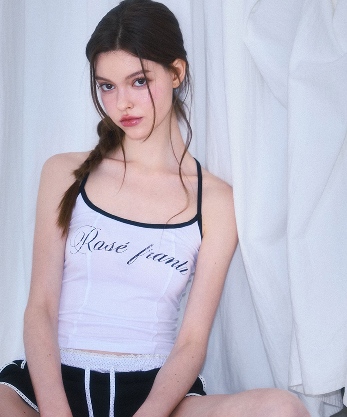 로제프란츠(ROSEFRANTZ) Vintage Lettering Sleeveless [White]