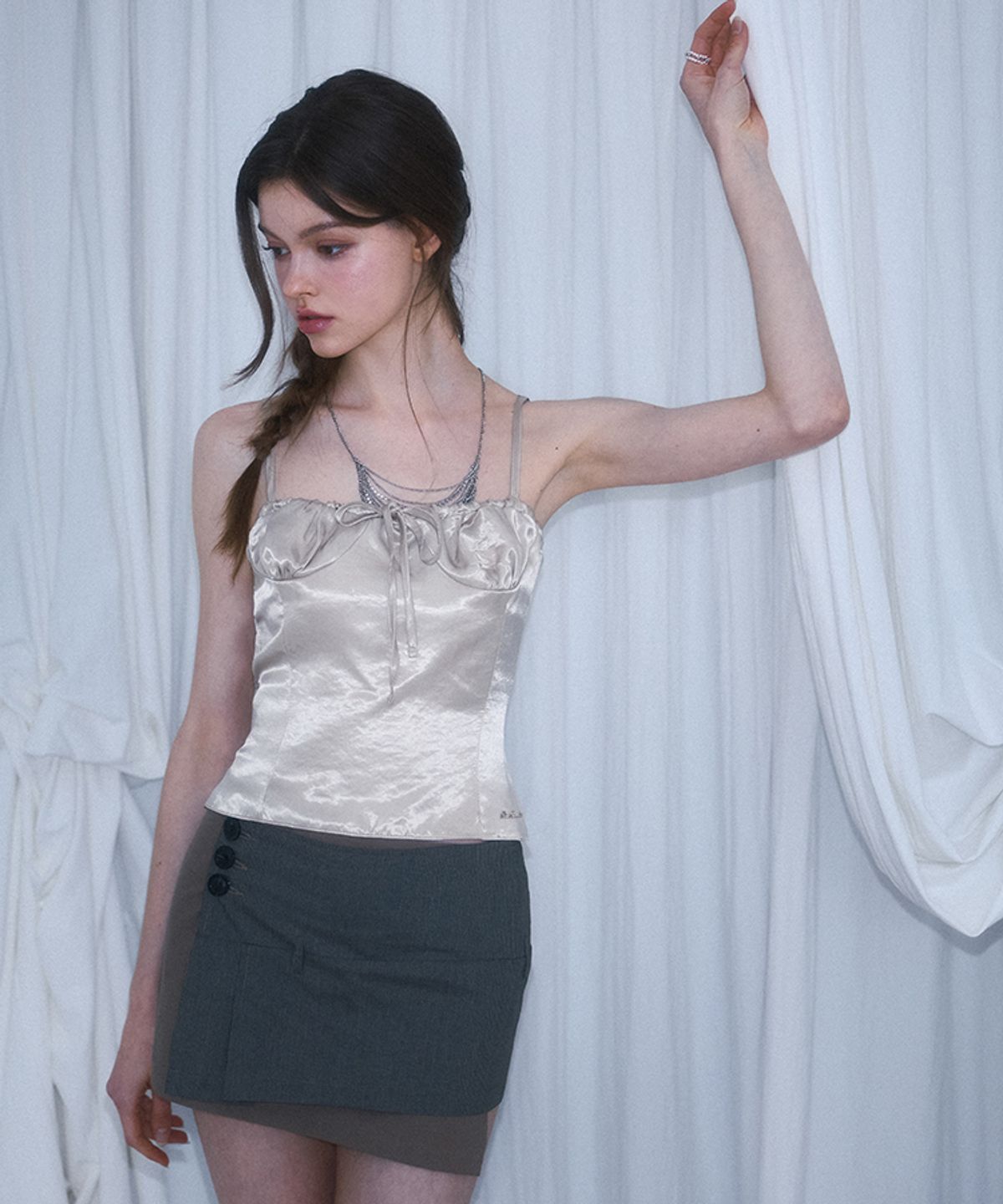 로제프란츠(ROSEFRANTZ) Satin Slim Sleeveless [Beige]