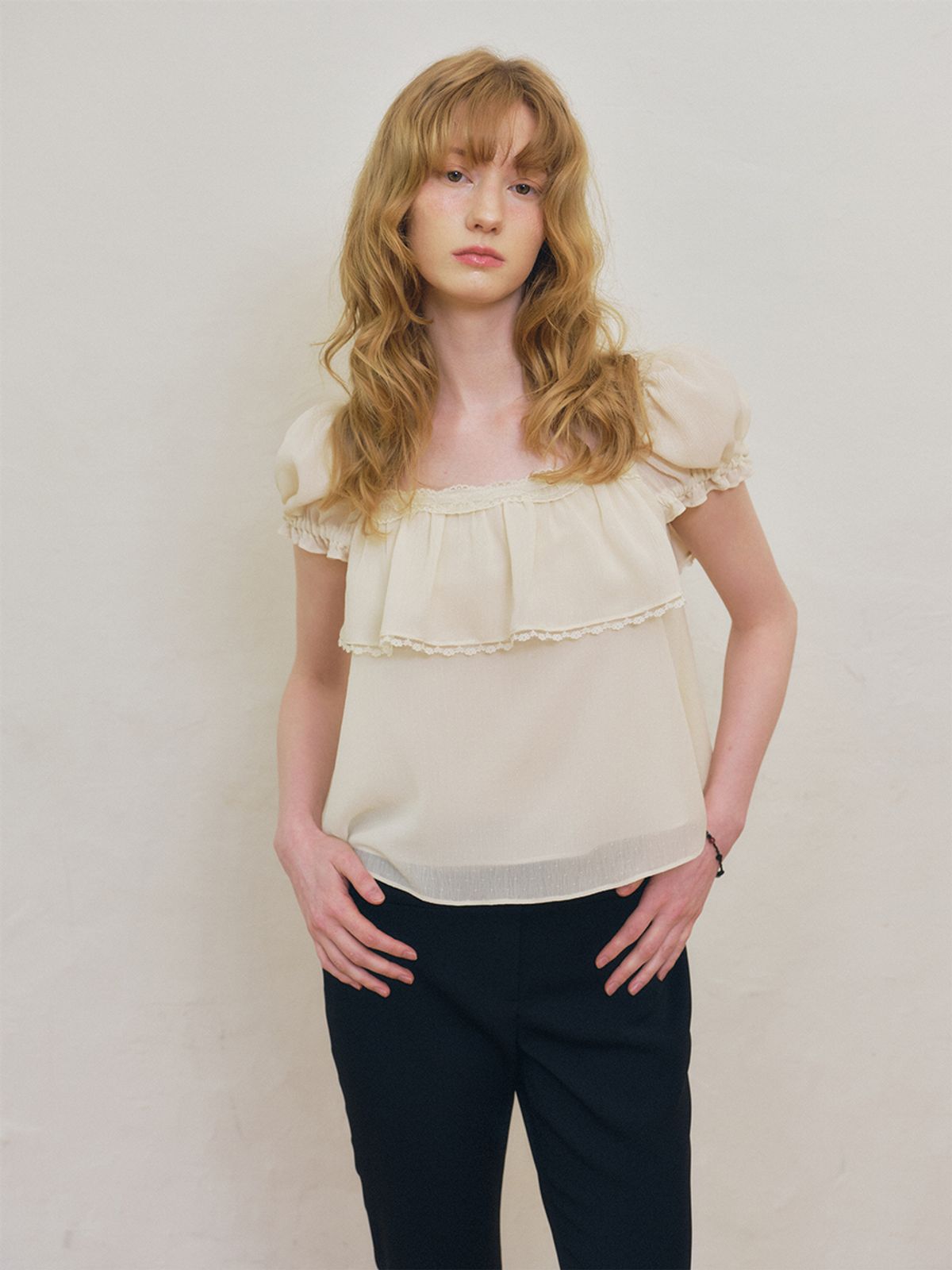 오앨(OUEL) CHIFFON PUFF BLOUSE_BUTTER