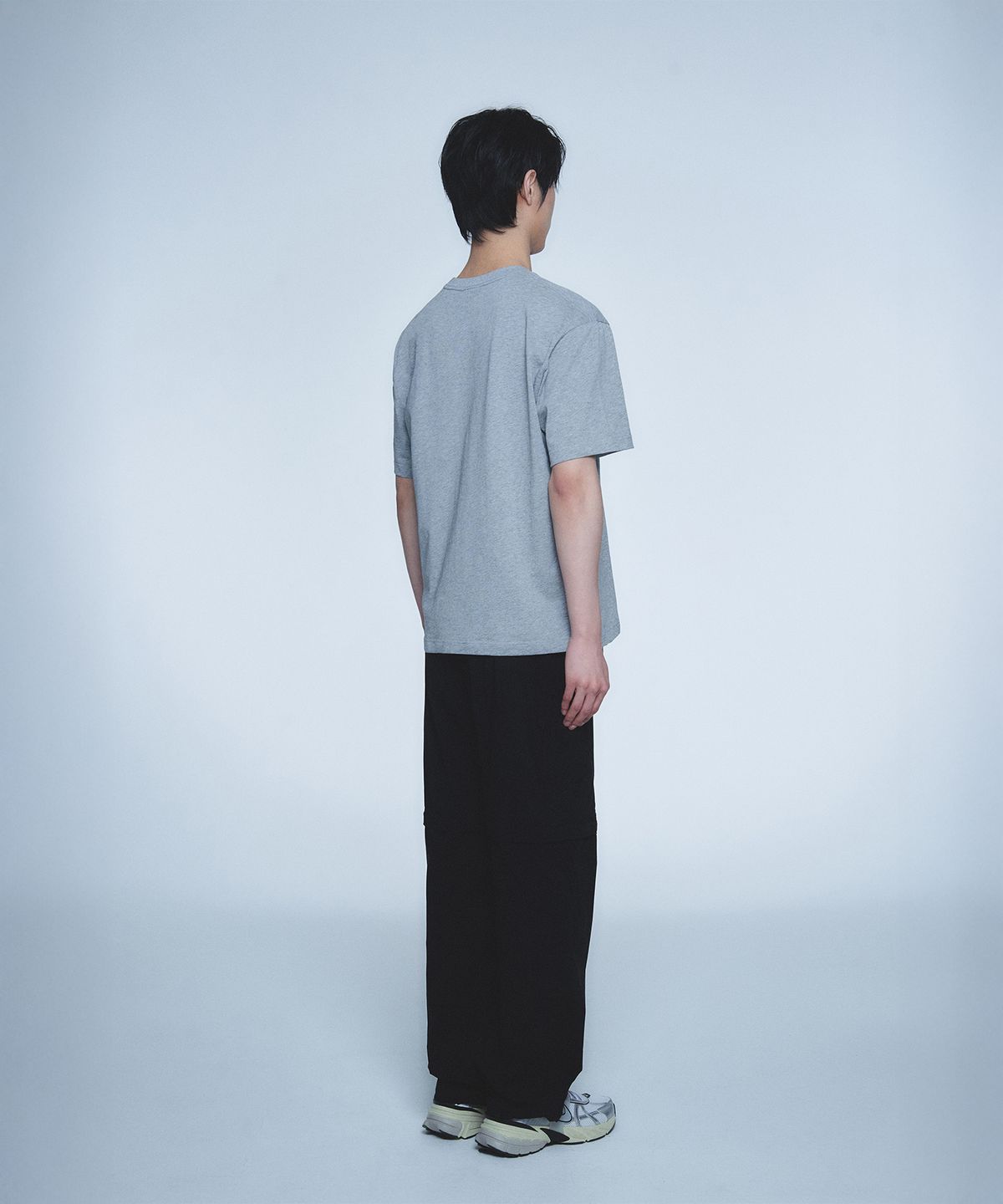 현피트(HYUNFIT) SYMBOL SIDE POCKET T-SHIRT-[GRAY]