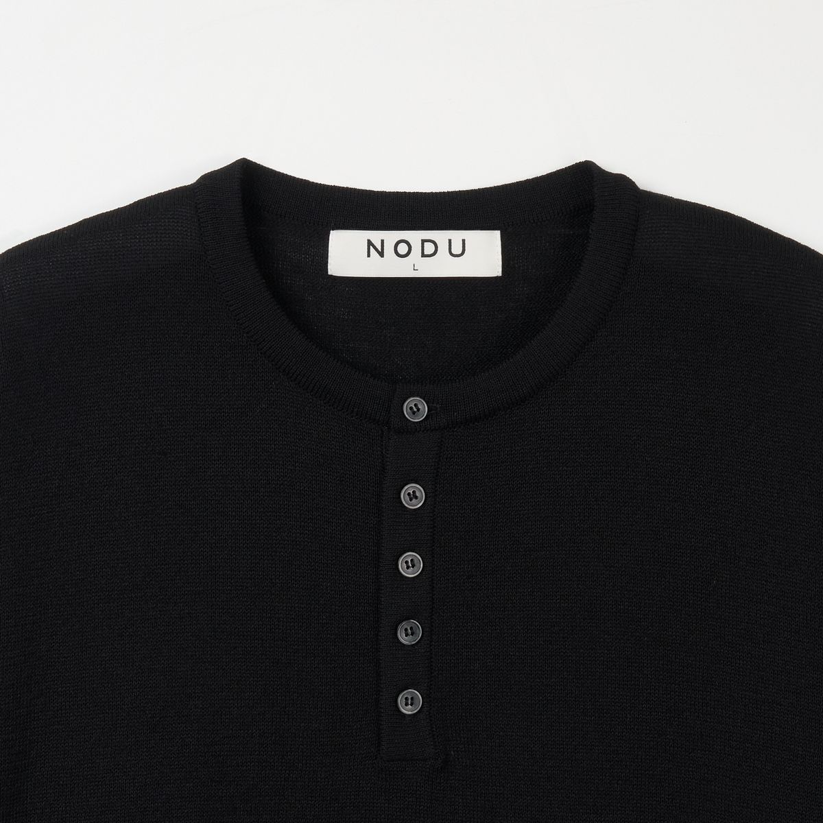 노드유(NODU) 플레인 헨리넥 반팔 니트 [검정]