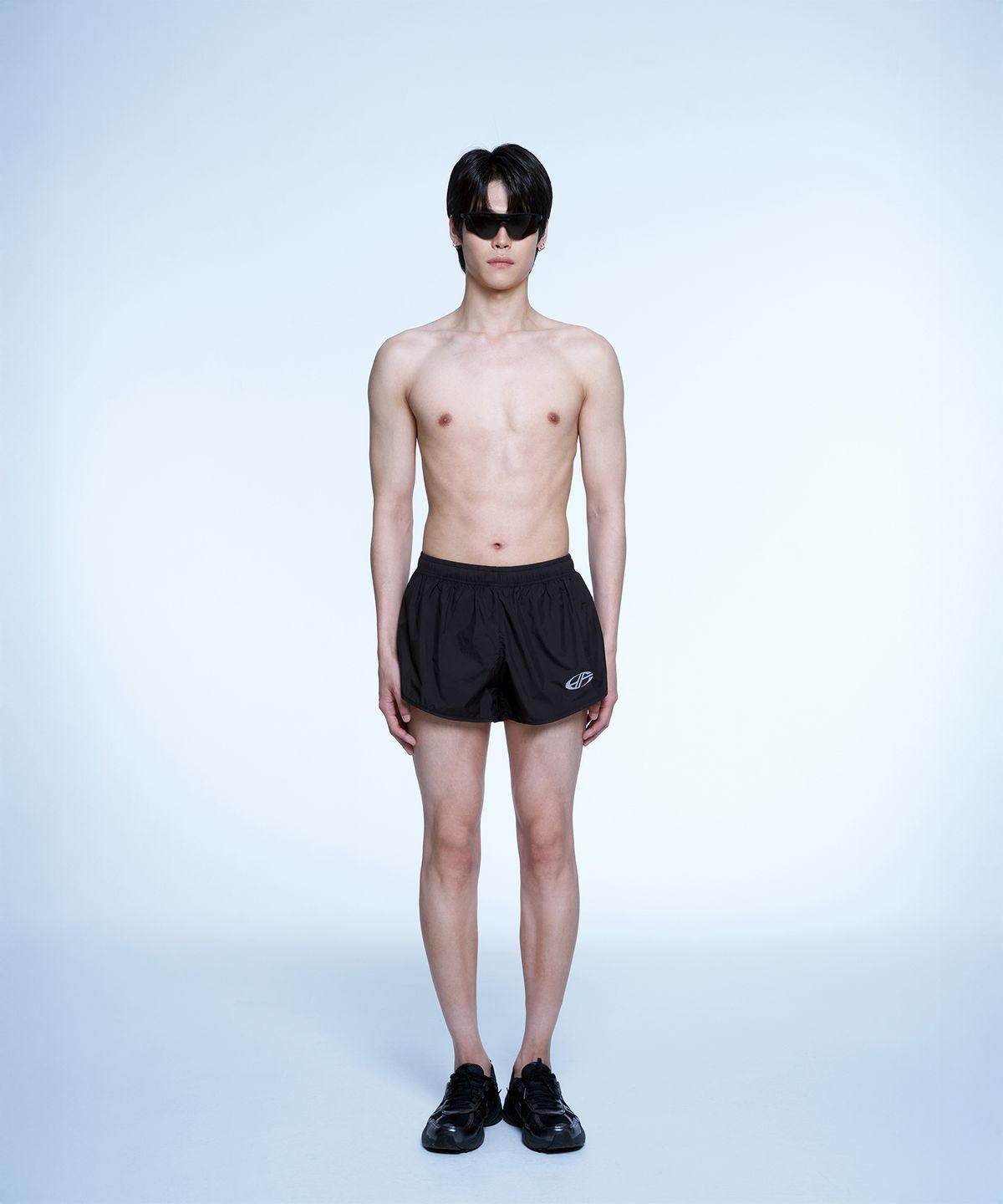 현피트(HYUNFIT) PRO NYLON SHORTS
