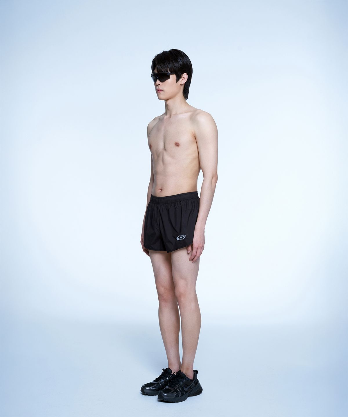 현피트(HYUNFIT) PRO NYLON SHORTS