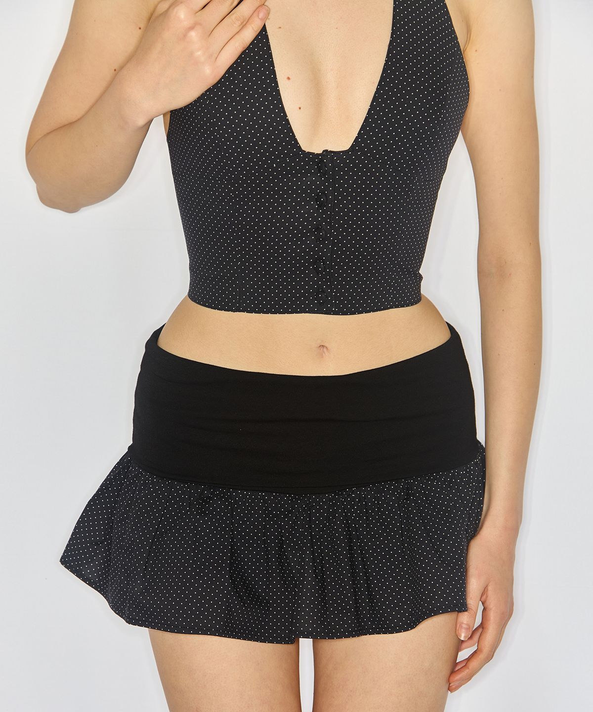 유히리(YUHEELEE) SHIRRING MINI SKORT / BLACK
