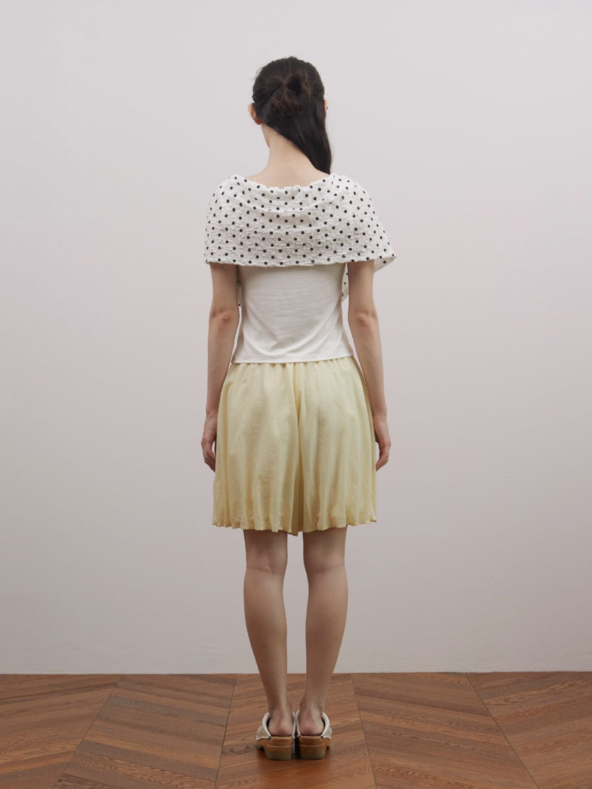 피브스피브스(PEEVES PEEVES) Dot Drape Sleeveless / White