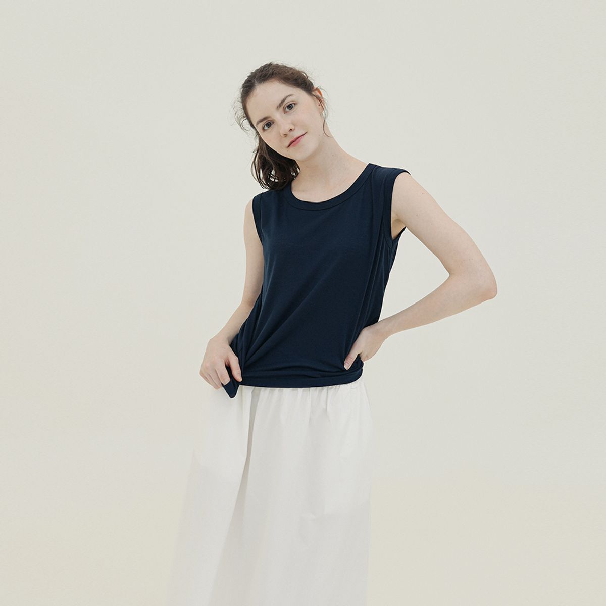 치키타(CHIQUITA) 마일드 민소매 네이비 250702NV