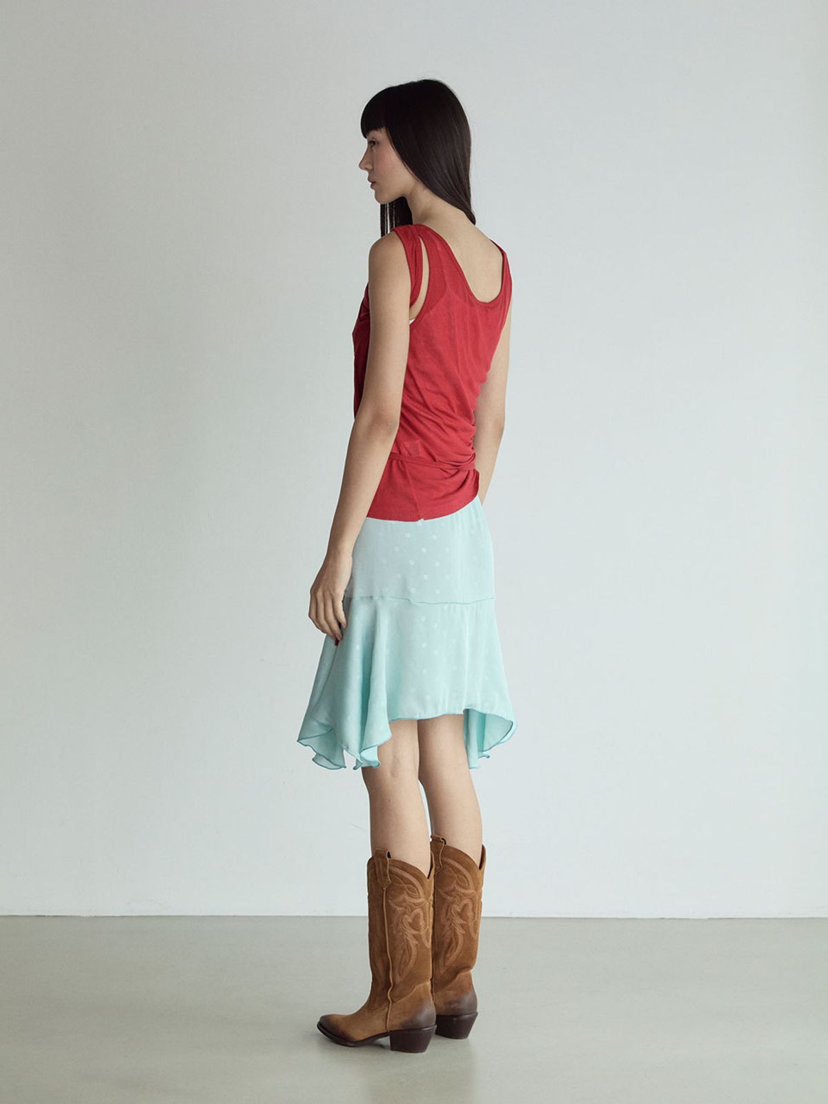 비수스(VISUS) Layered Sleeveless Top_True Red