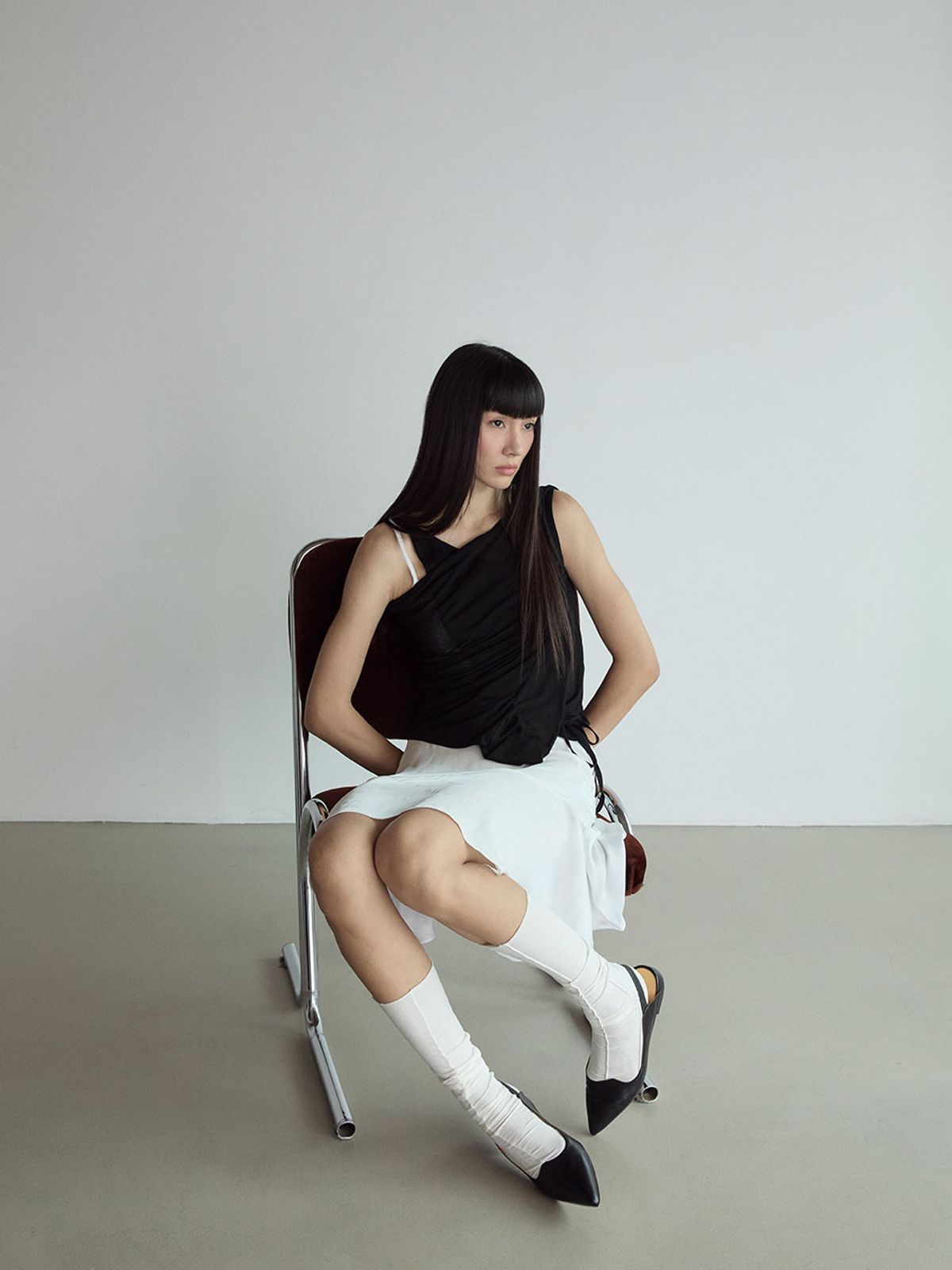 비수스(VISUS) Layered Sleeveless Top_black