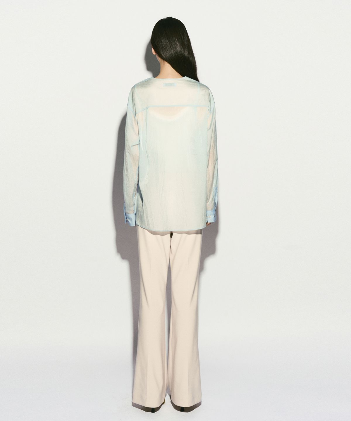 리이(RE RHEE) COLLAR DETAIL SHEER SHIRT