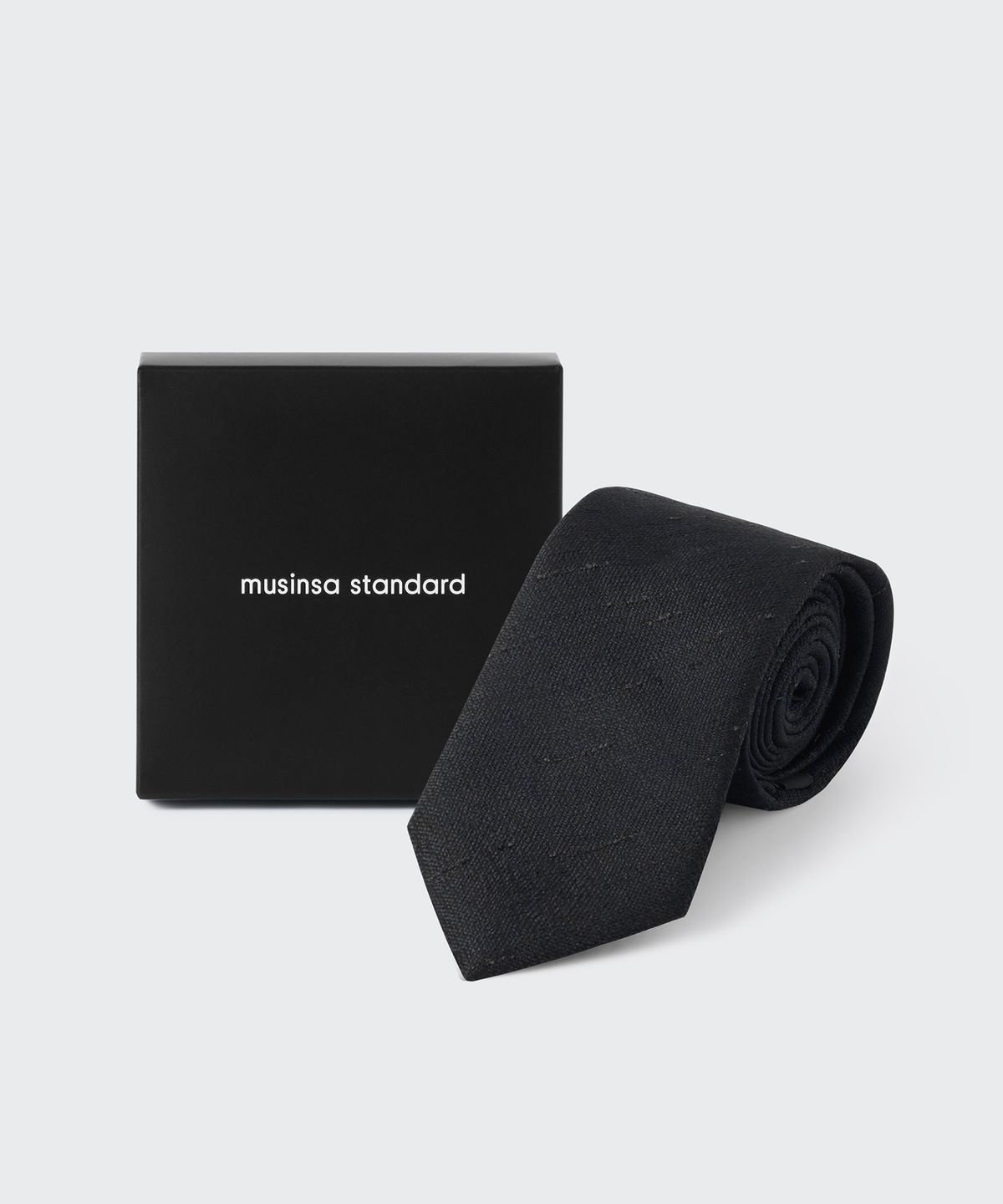 무신사 스탠다드(MUSINSA STANDARD) 슬러브 텍스처 내로우 넥타이 [블랙]