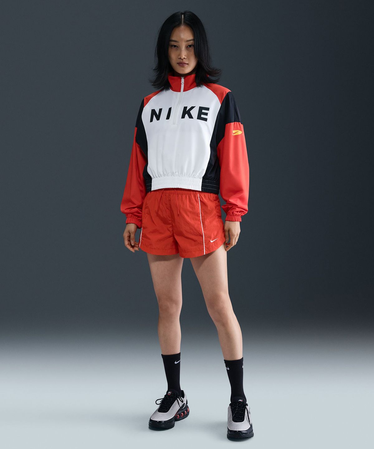 나이키(NIKE) 미드라이즈 2인치 우븐 쇼츠 - 블랙 / FV7501-633