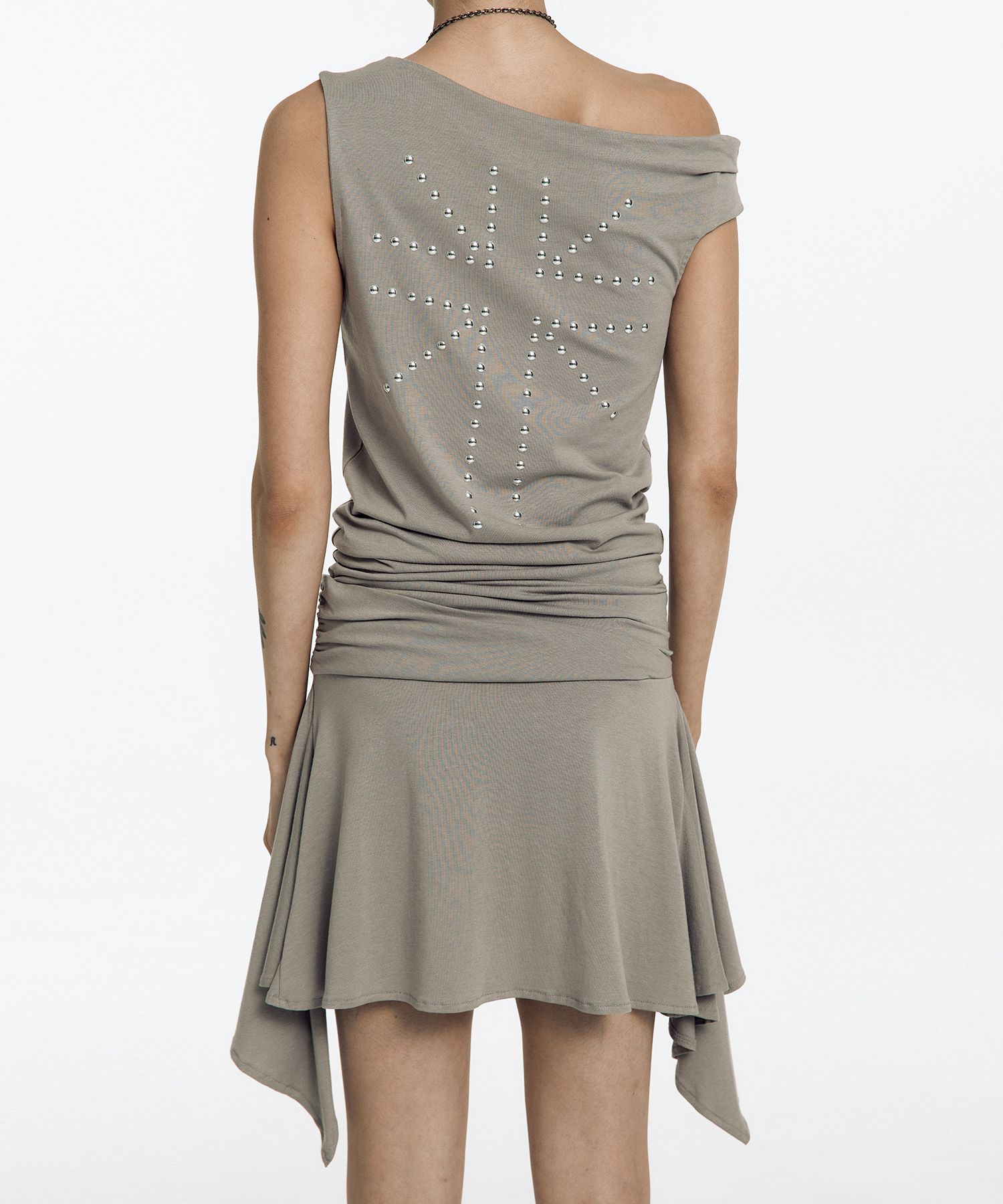 MUSINSA | KASHIKO Asymmetric Stud Onepiece Warm Gray