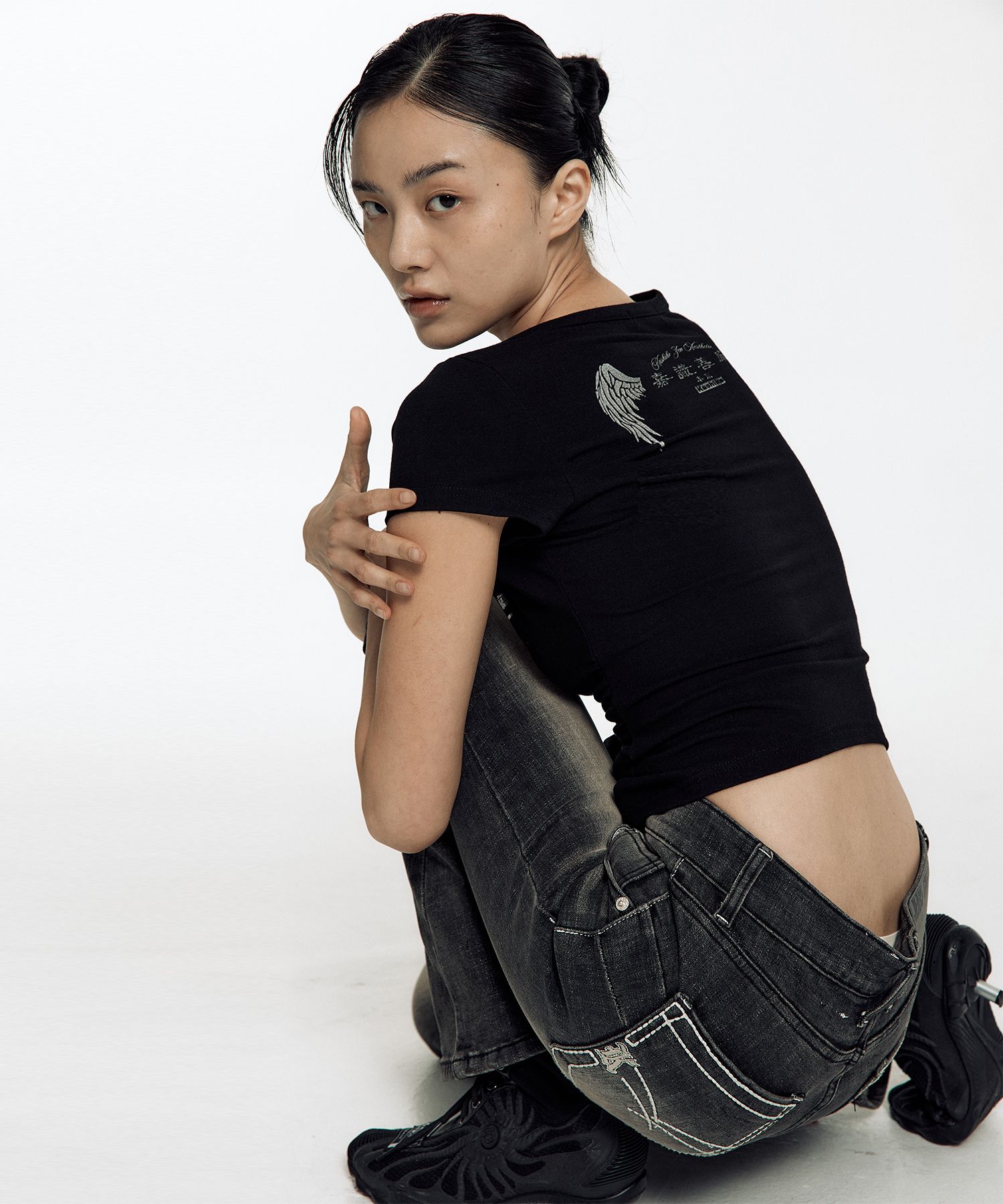 MUSINSA | KASHIKO Zen Button Henley Neck Top Black