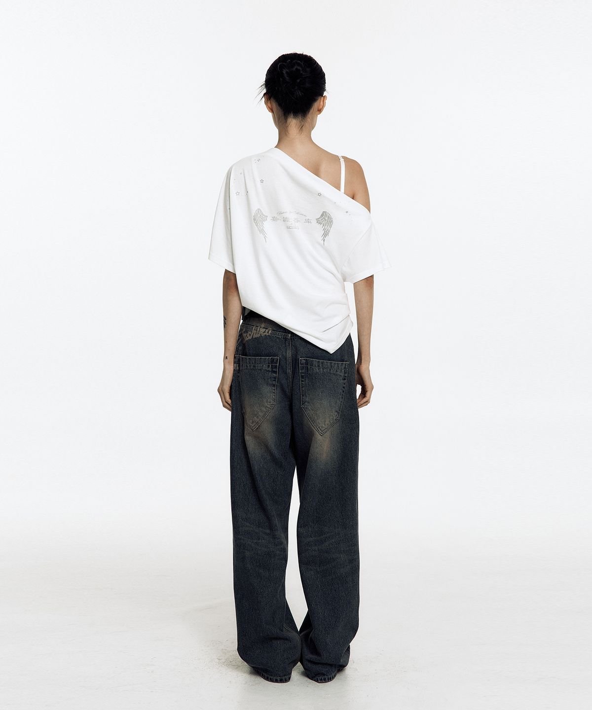 카시코(KASHIKO) Zen One Shoulder Top White