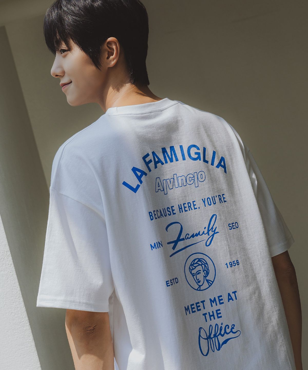 앨빈클로(ALVINCLO) LA FAMILGLIA 오버핏 반팔티 AST4786 (2 COLOR)