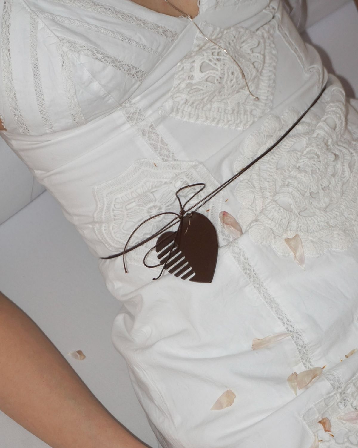페어오브러브(PAIR OF LOVE) VALENTINE HEART BRUSH KEYRING (BROWN)