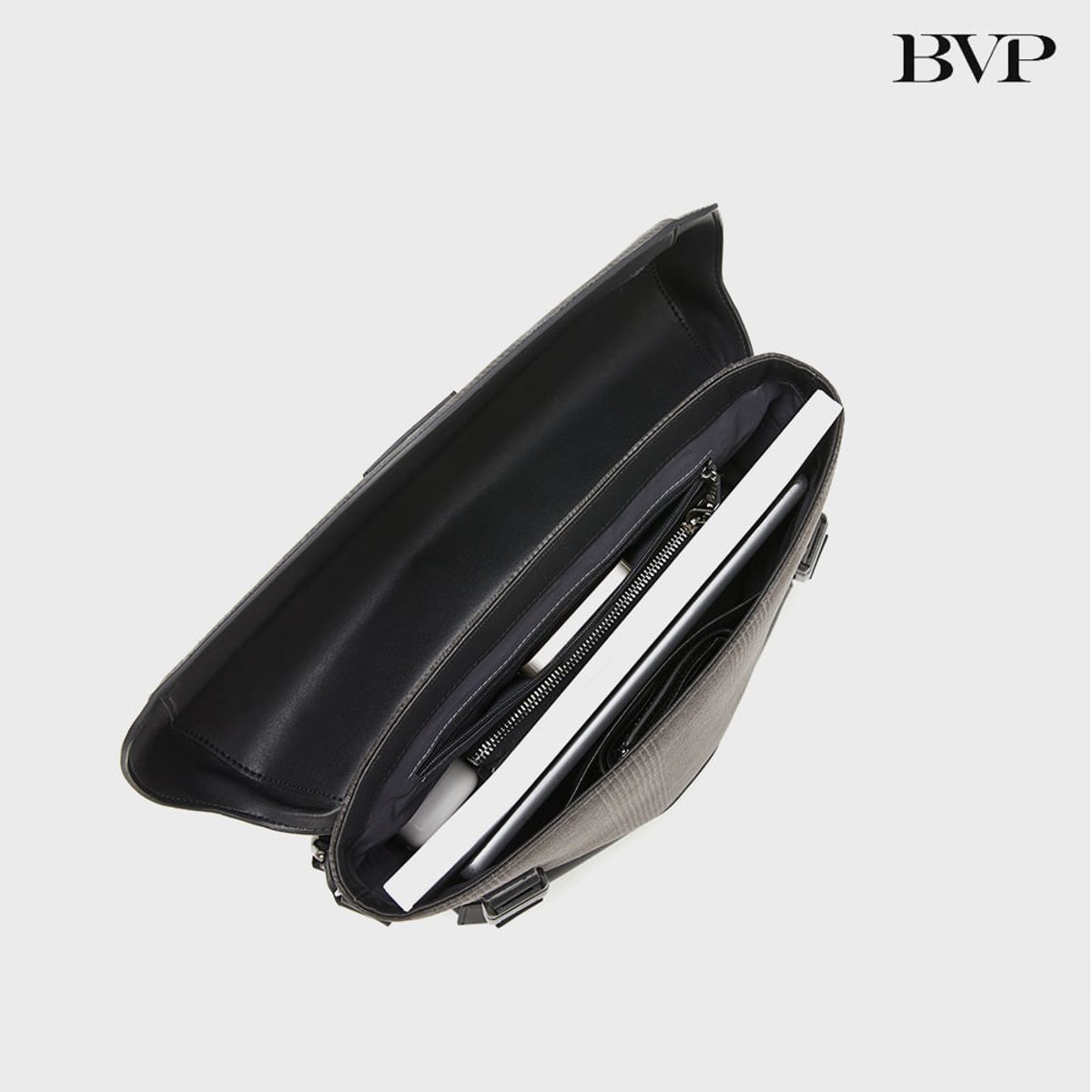 비브이피(BVP) 글렌 체크 디자인 천연소가죽 크로스백 X8022