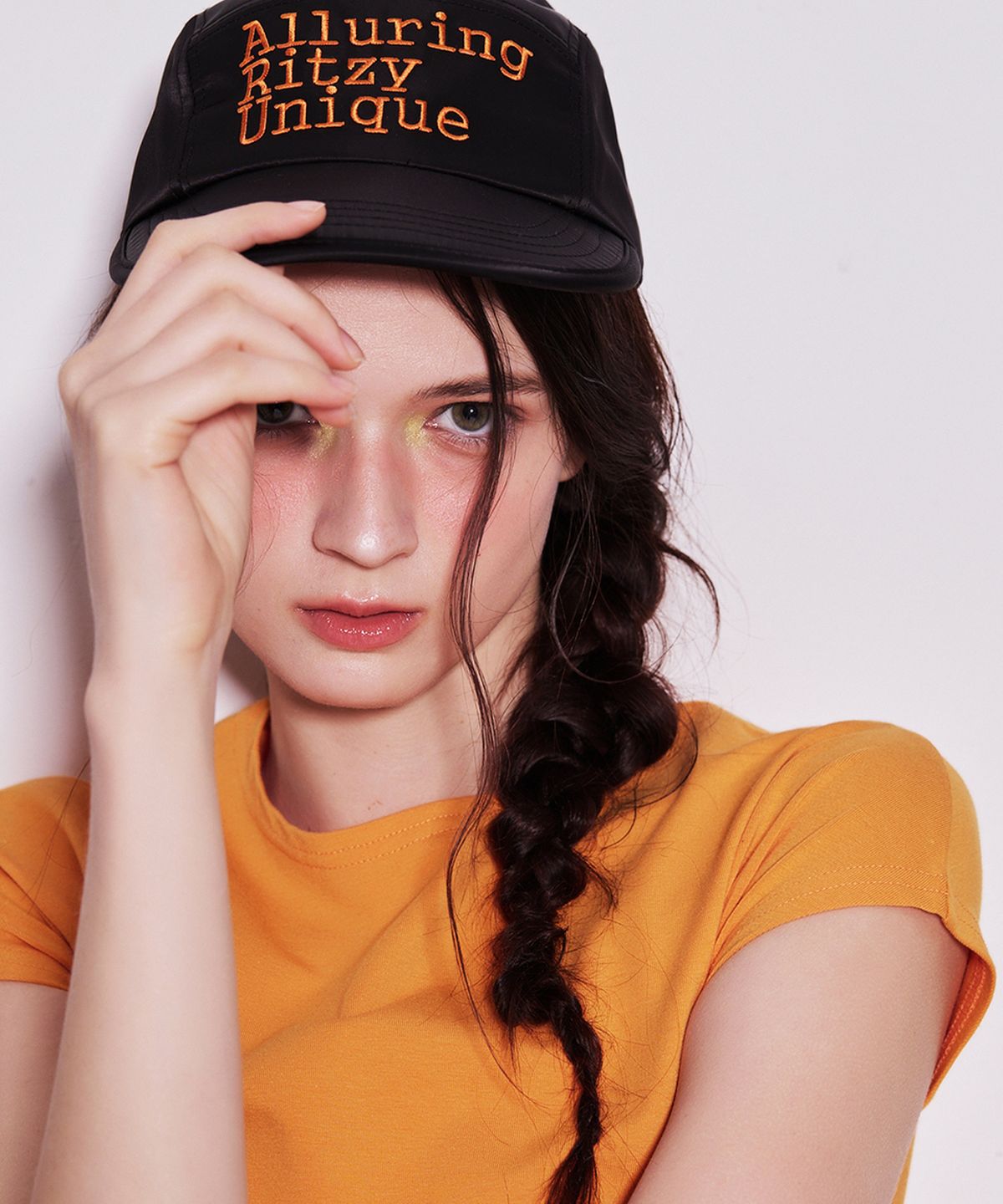 에이알유(A.R.U) SIOGANS CAMP CAP
