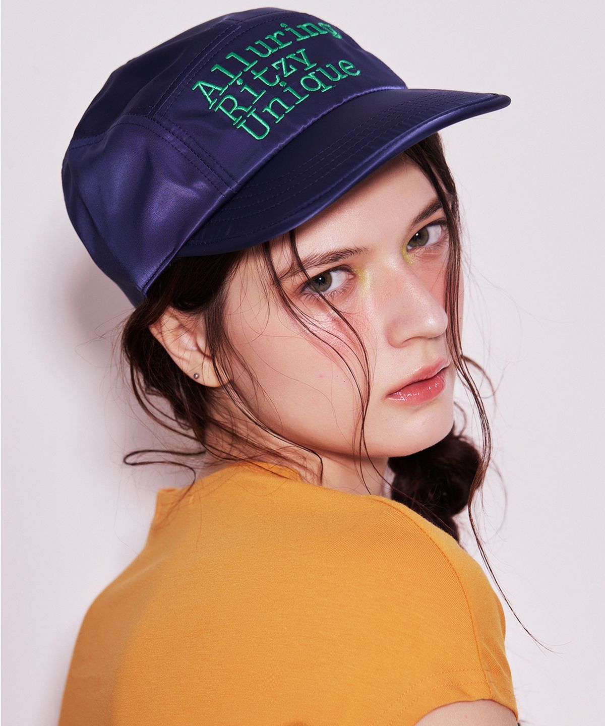 에이알유(A.R.U) SIOGANS CAMP CAP