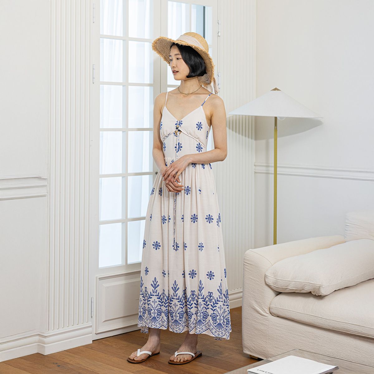 랭썬(LANGSON) LS_Blue flower dress_IVORY