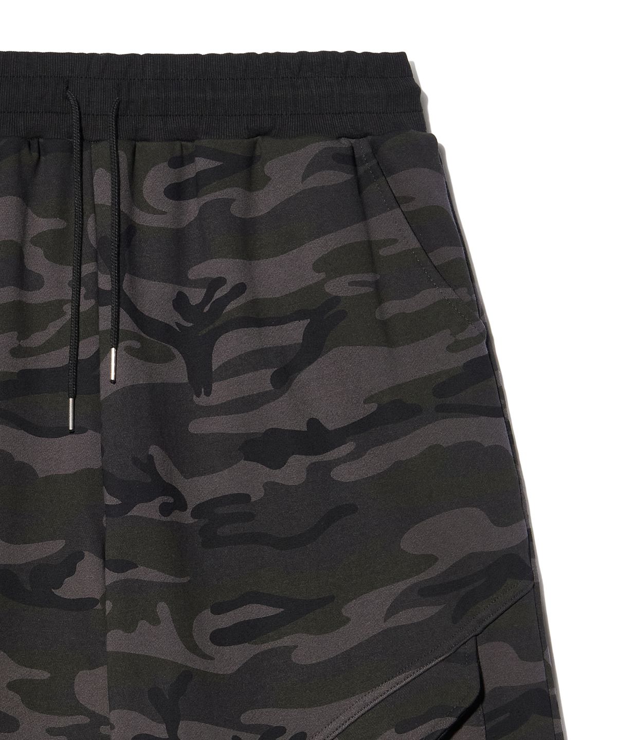 피스메이커(PIECE MAKER) TS POCKET BERMUDA SWEAT PANTS (CAMOUFLAGE)