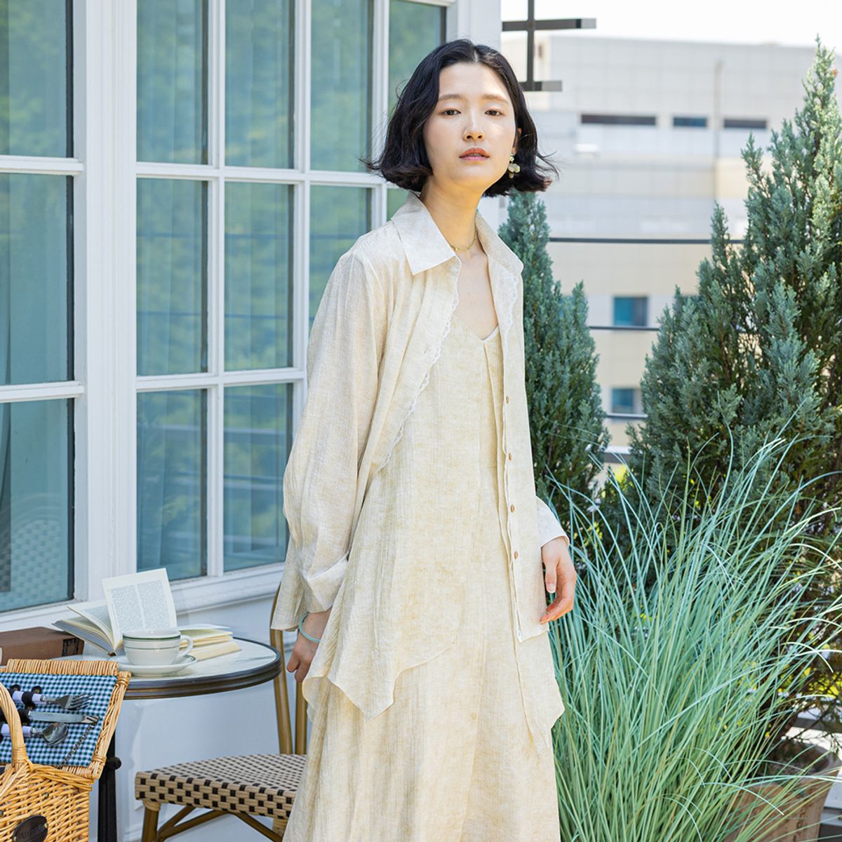 랭썬(LANGSON) LS_Lace collar shirt_BIEGE