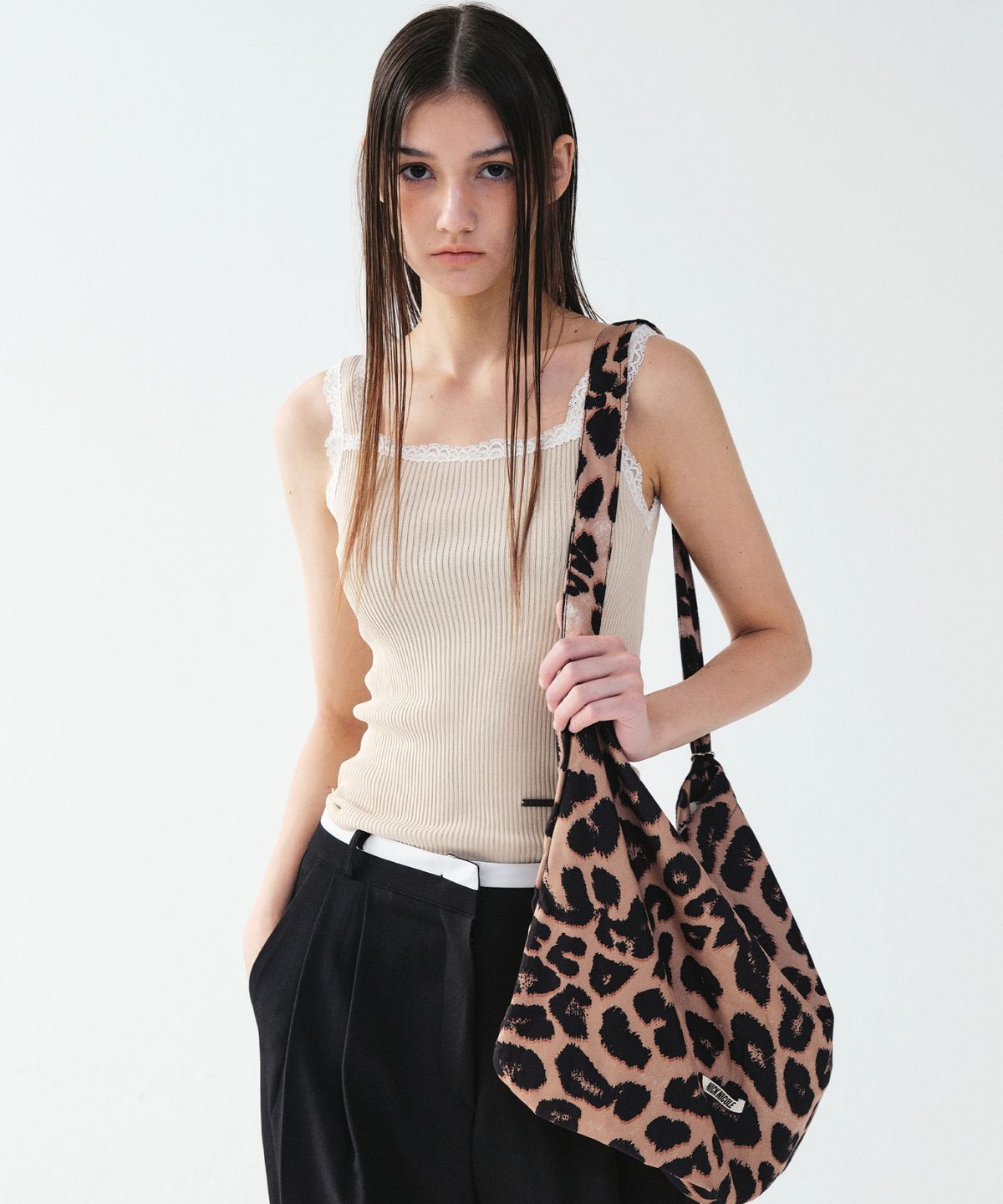 닉앤니콜(NICK&NICOLE) LEOPARD TWOWAY SQUARE BAG_BROWN