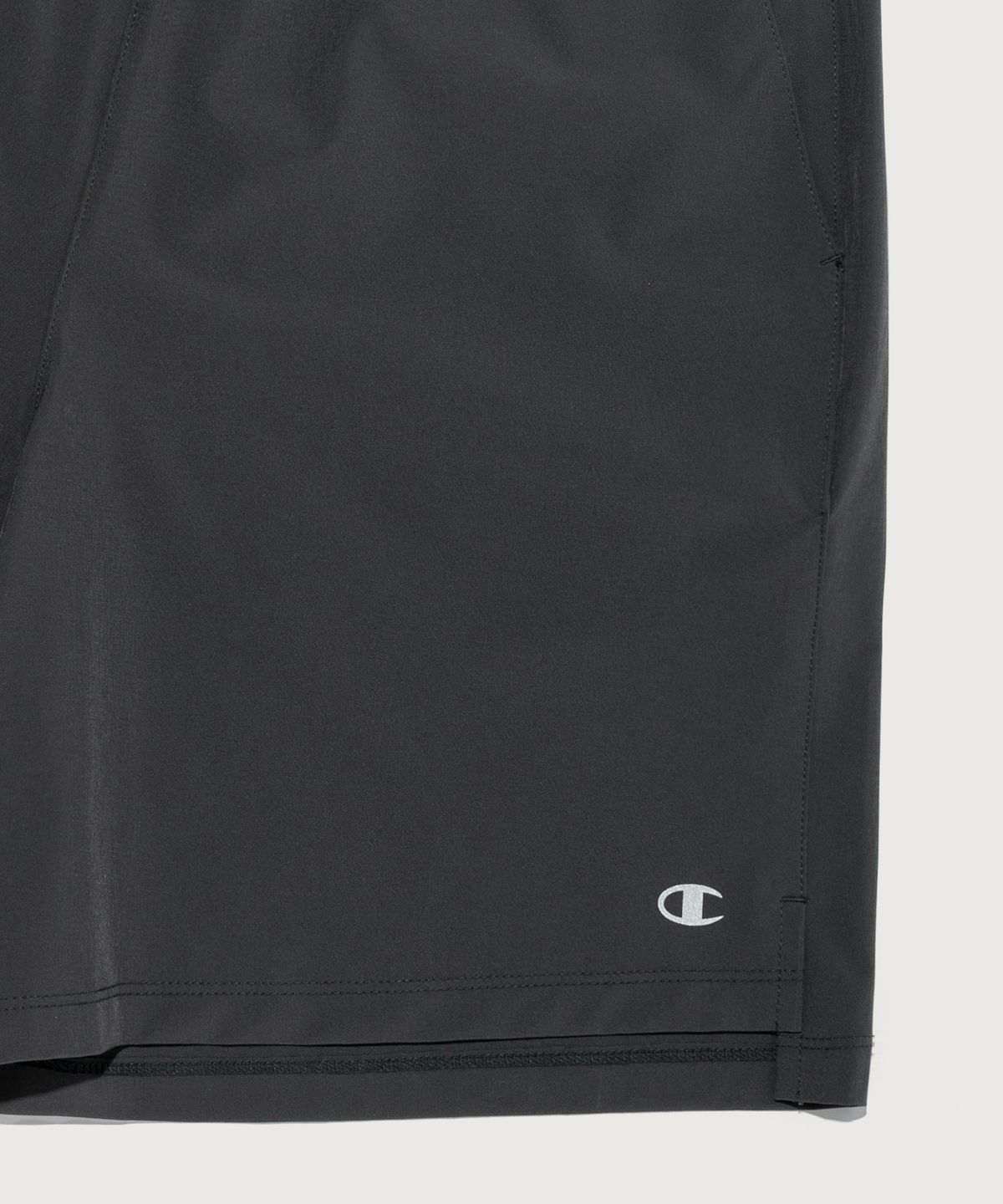 챔피온(CHAMPION) C로고 우븐 7인치 숏팬츠 Charcoal