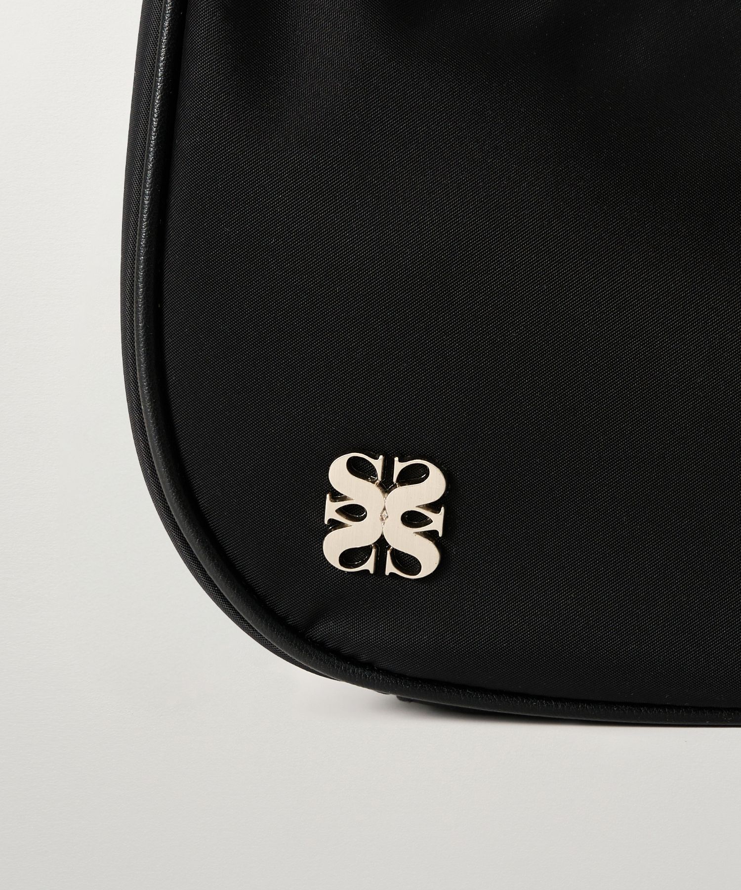 【SATUR】MINI SHOULDER BAG MUSINSA | SATUR Mini Hobo Shoulder Bag Black