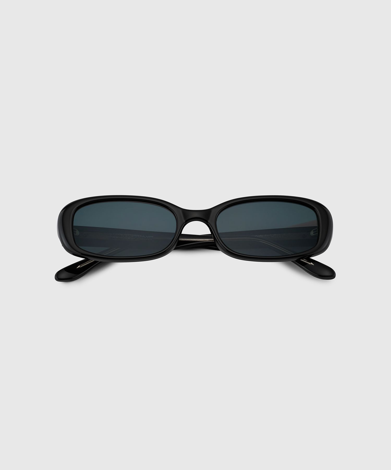 MUSINSA | BLUE ELEPHANT AIDE-S black