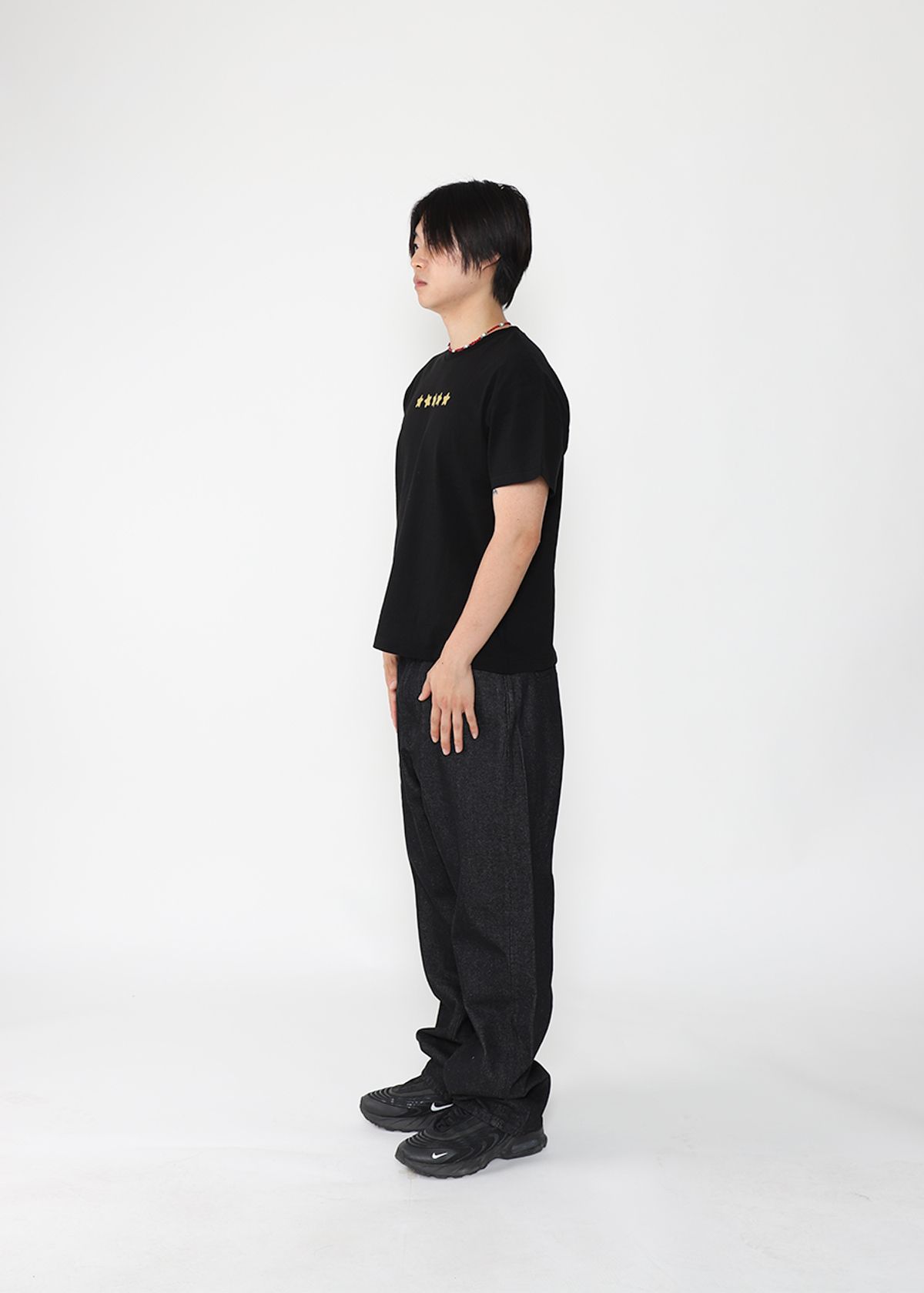 도톤(DOTON) STARING CROP T-SHIRTS(Black)