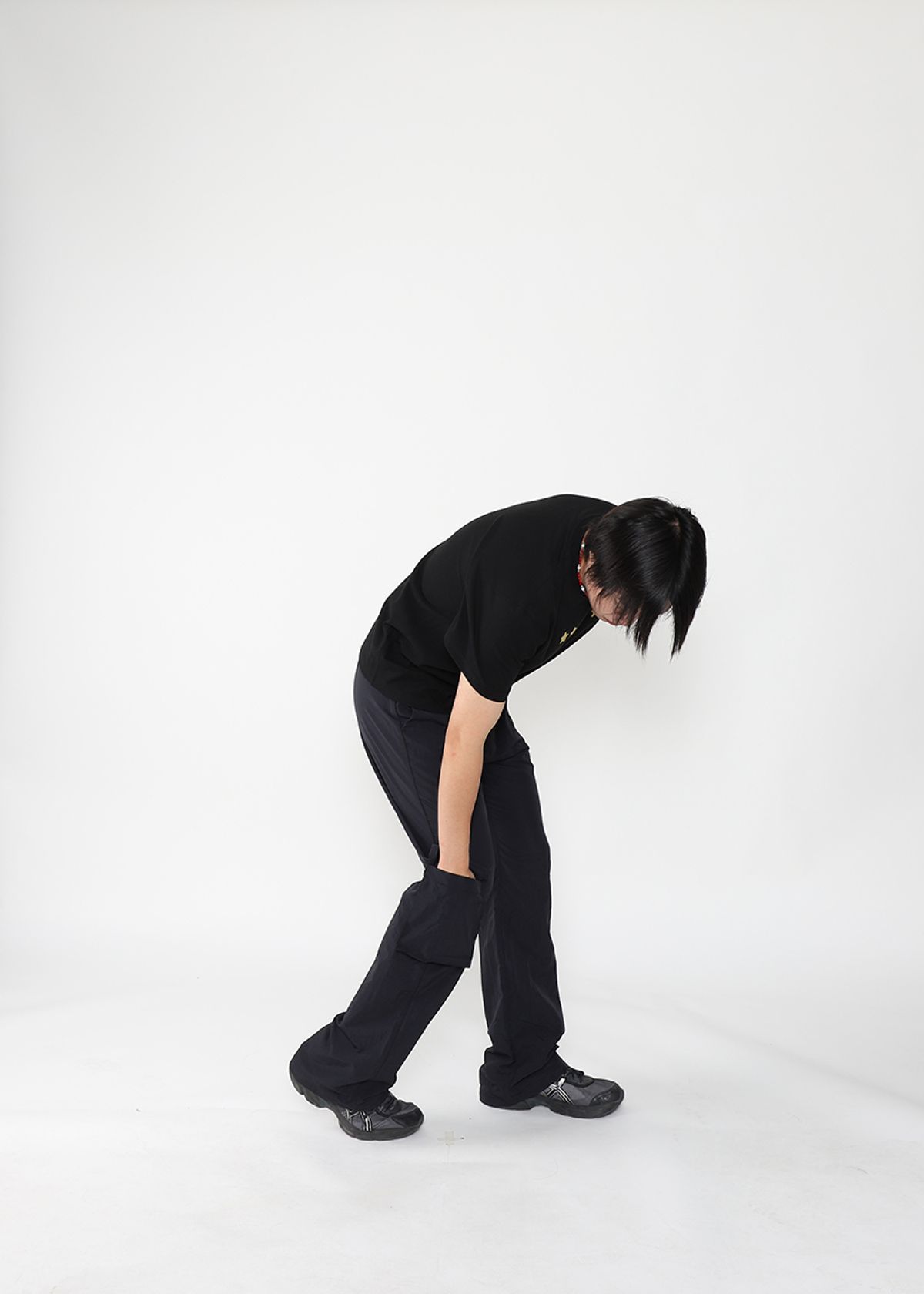 도톤(DOTON) SEMI FLARED NYLON CAGO PANTS(Black)