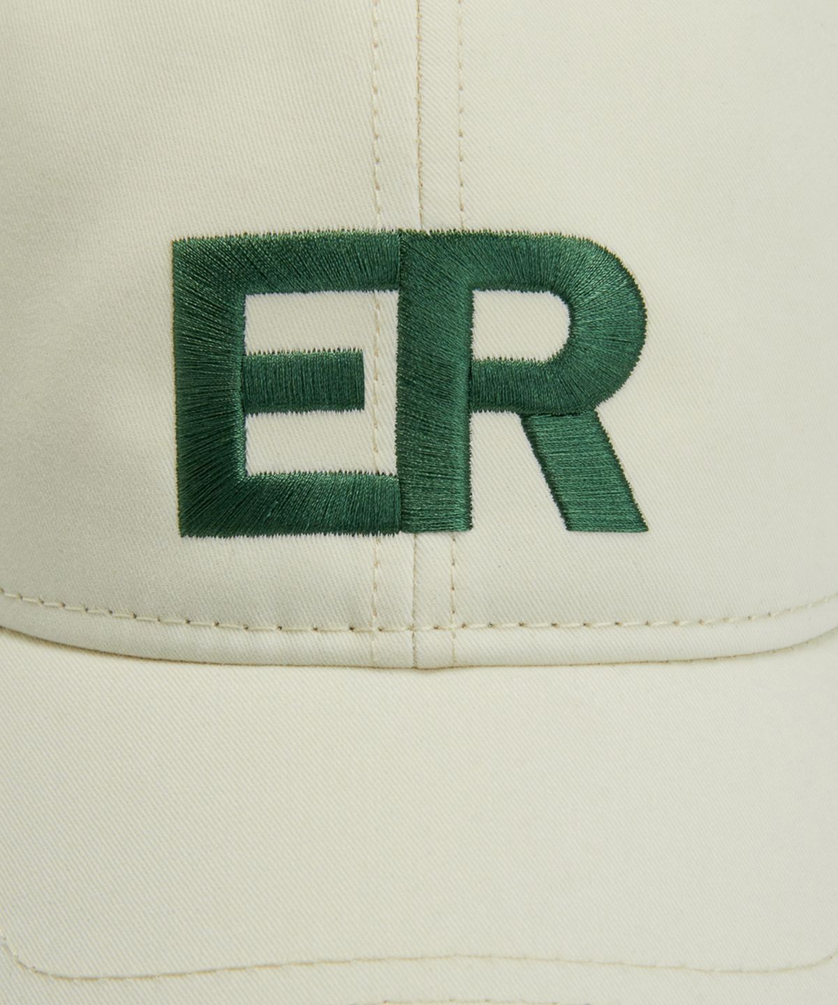 에르에르(ERER) Embroidered ER Logo Artwork Baseball Cap Ivory