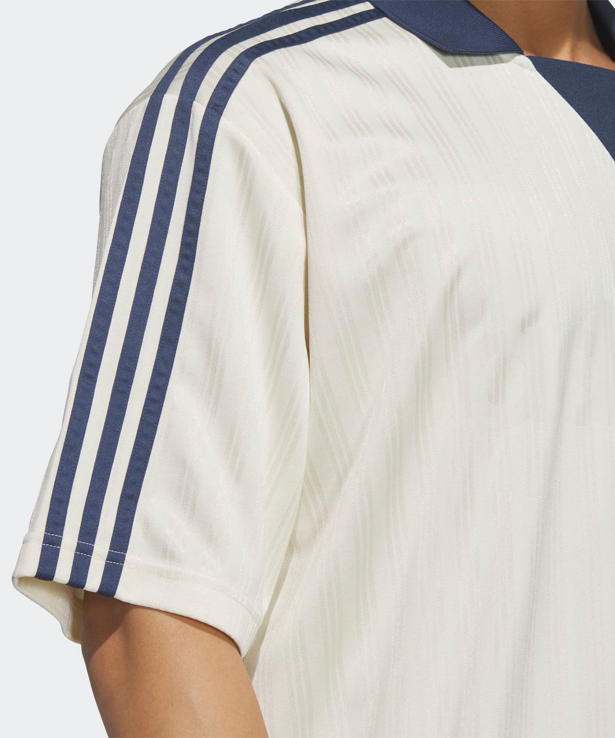 아디다스(ADIDAS) 칼라드 골리 탑 - 크림화이트 / KB5435