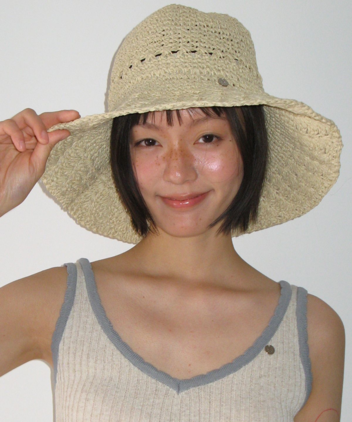 론론(RONRON) RAFFIA CROCHET FLOPPY HAT IVORY BEIGE