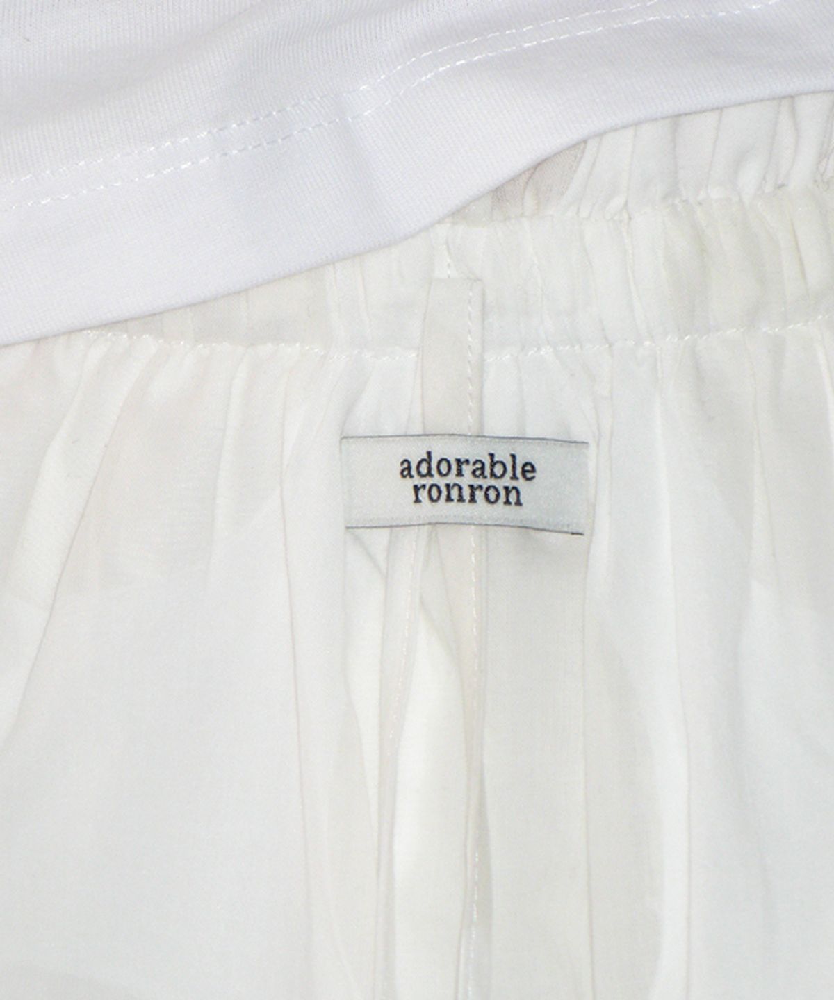 론론(RONRON) AIRY DOT MINI SKIRT WHITE