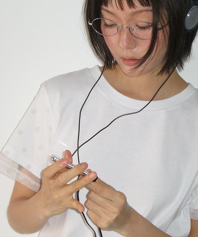 韓国人気【RONRON】DOT MESH FRILL SHORT SLEEVE T SHIRT 韓国人気【RONRON】DOT MESH FRILL SHORT SLEEVE T SHIRT