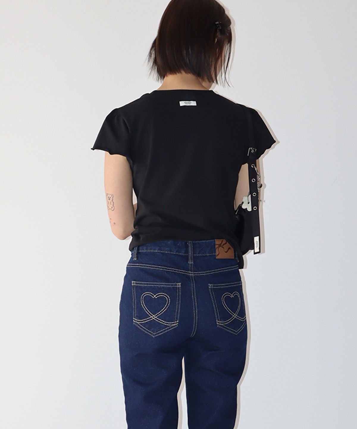 론론(RONRON) RAW EDGE PUFF T SHIRT BLACK